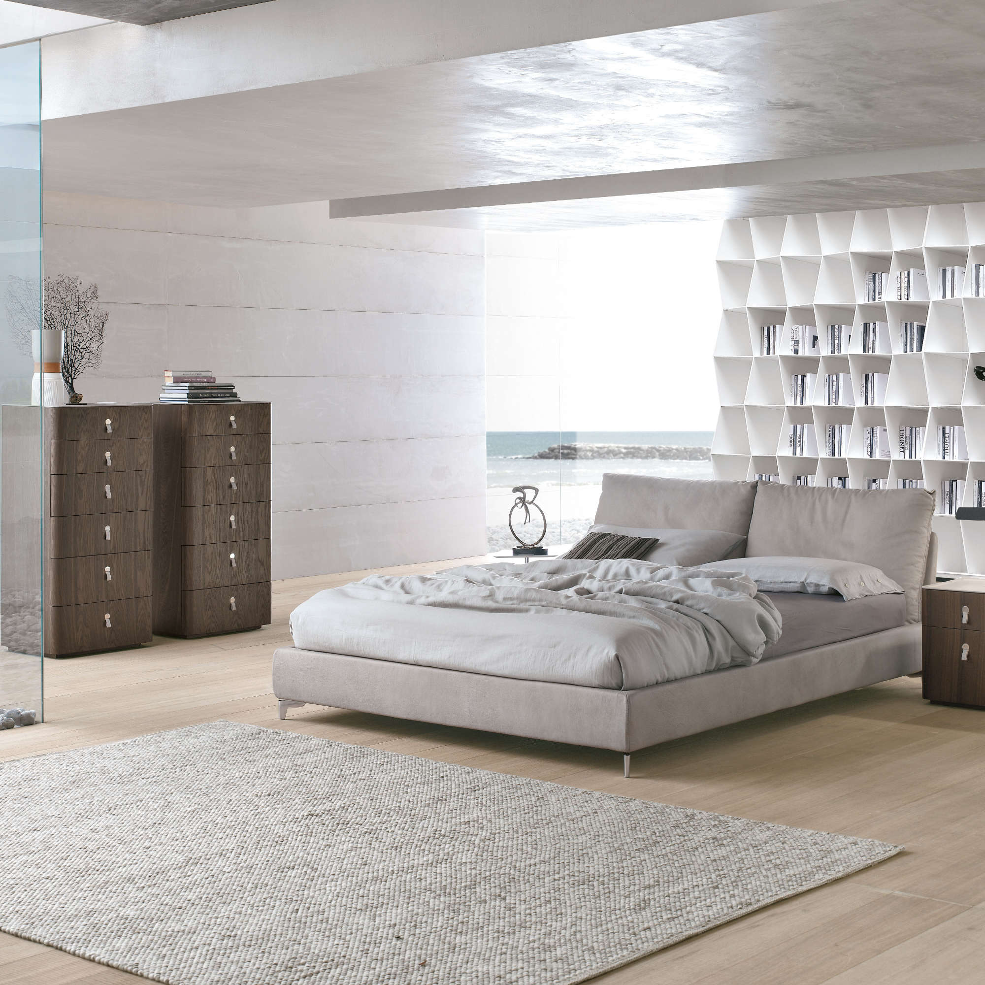 Oasi 180 Bed - Peltrox Lacquered/Leather (Essential E 03)-7