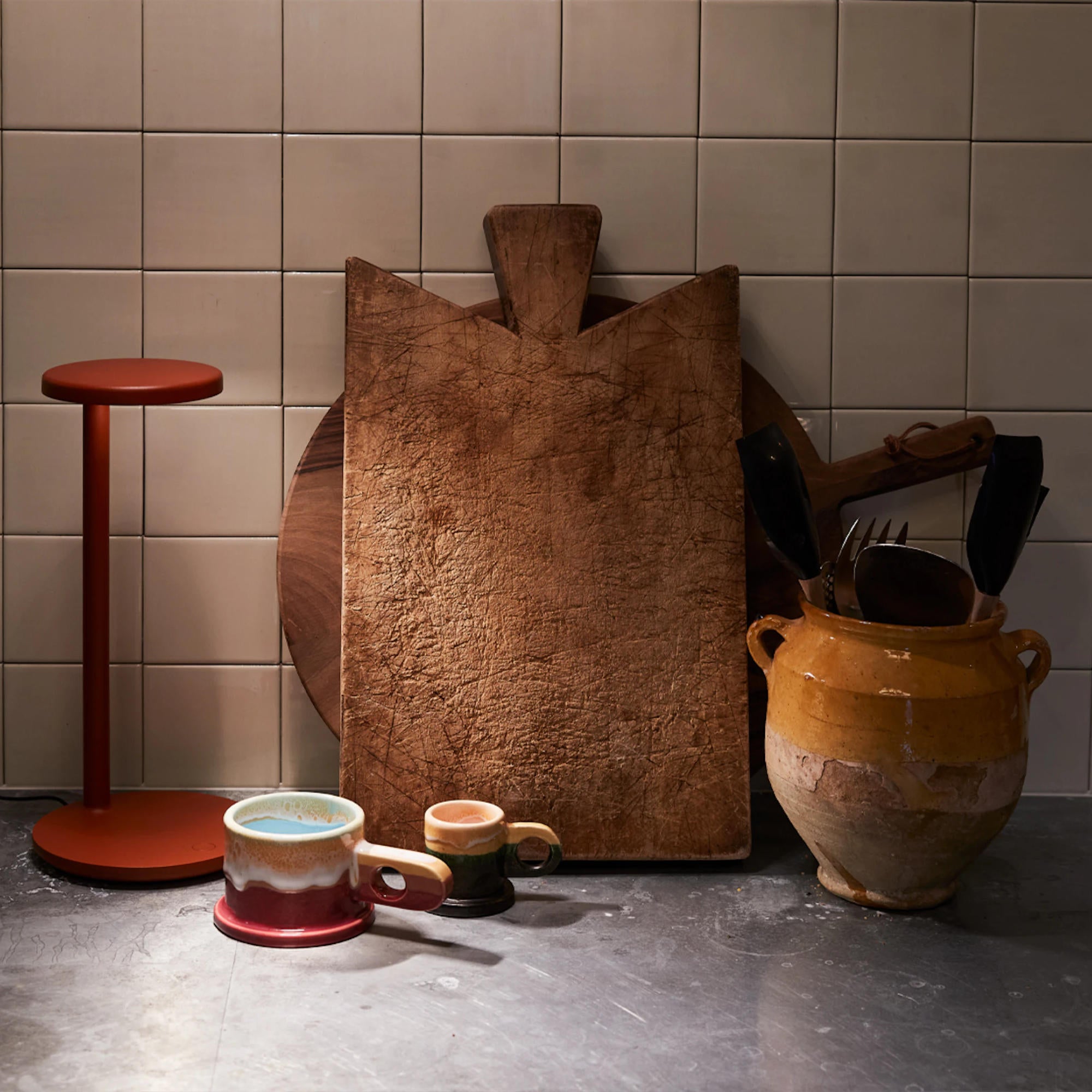 Oblique Qi Table Lamp - Matte Rust-4