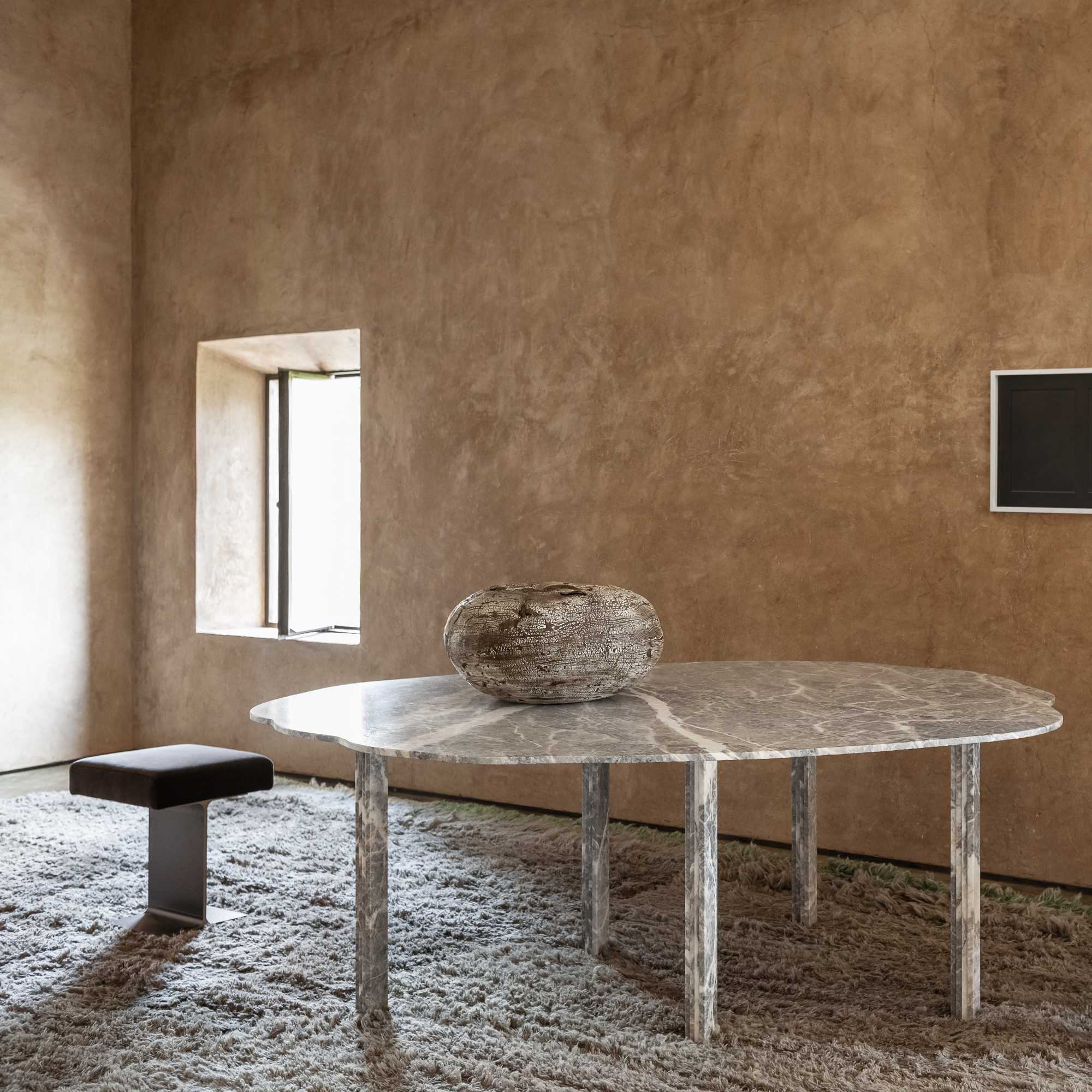 Orpheus 200 Dining Table - Matt Fior Di Pesco