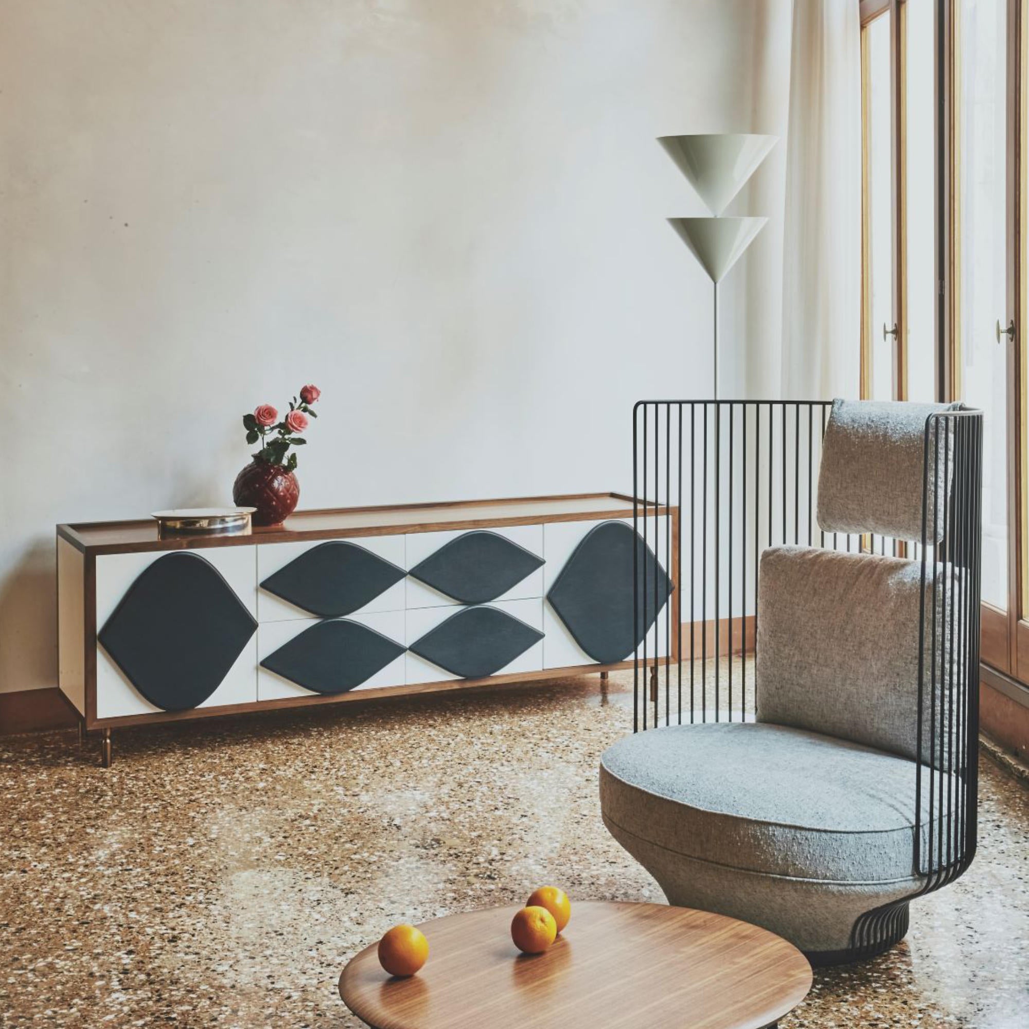 Paradise Bird 26418 Armchair - Fabric F5 (Eclipse Day)