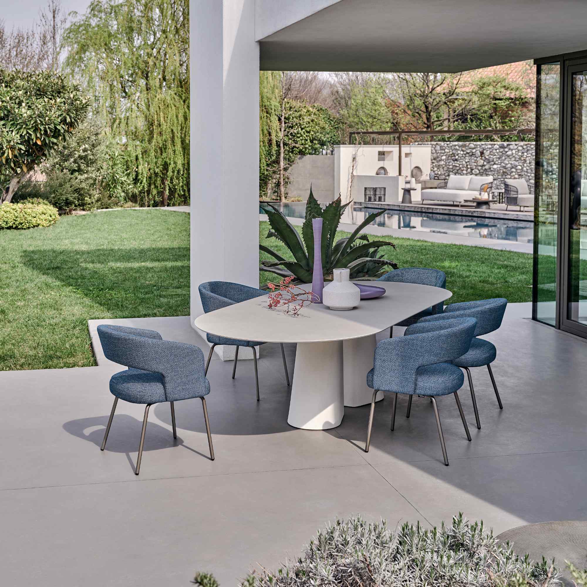 Pillar OJTGC4 Outdoor Dining Table - White Lime Gres (MA14)-2