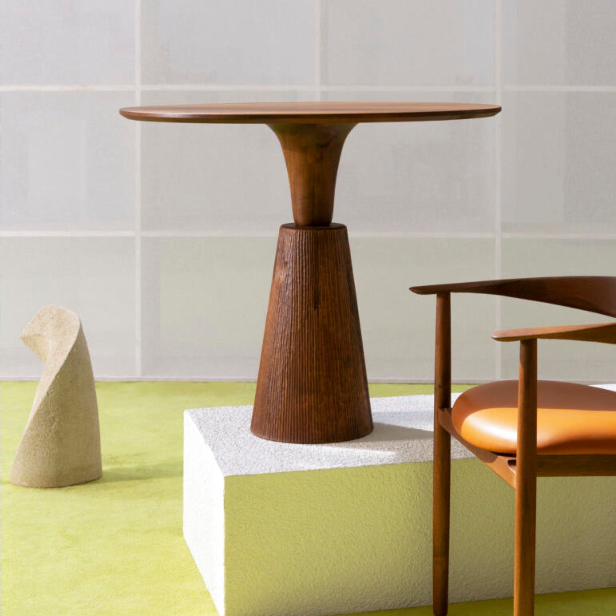 Pointe Dining Table - Walnut Oil