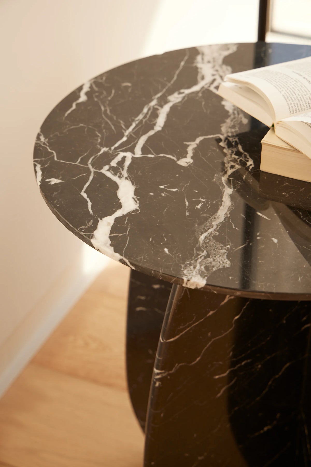 Coral CRL505 Side Table - Marquina-6