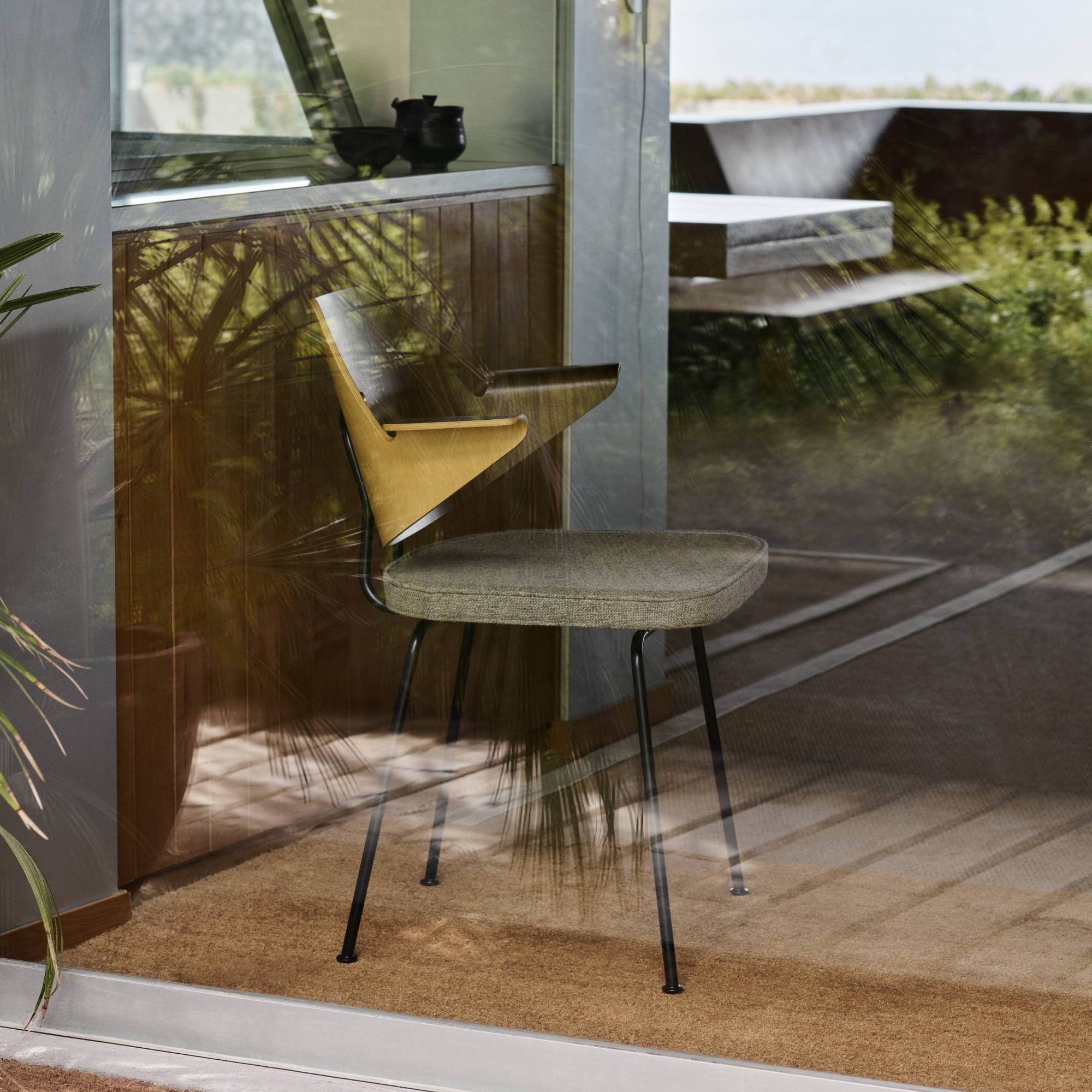 RFH RD7 Dining Chair - Beech Veener/Walnut/Fabric 3 (Hallingdal 227)