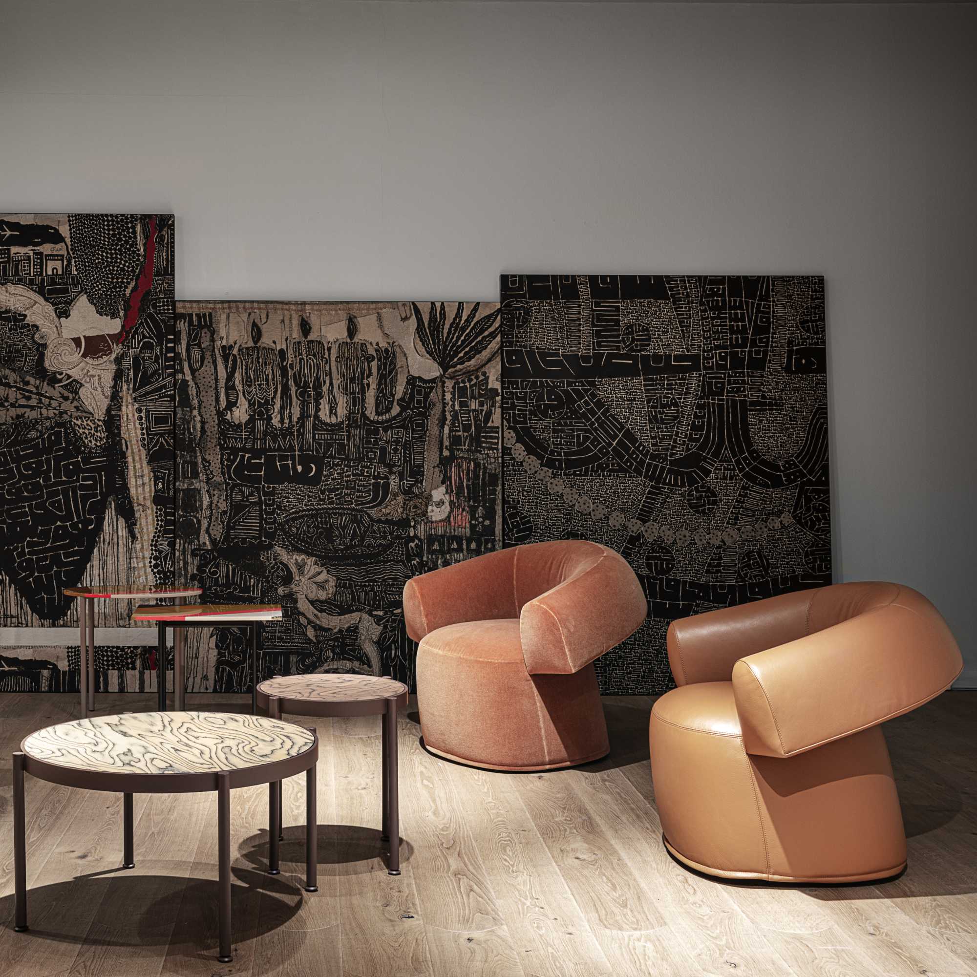 Ruff RU0061 Armchair - Leather Z (Rust Cire B0210)