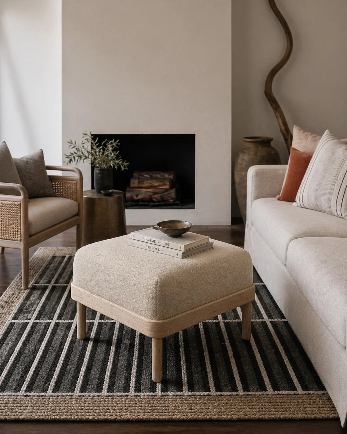 Mosaico 302.89.F Pouf - Fabric 3 (2515)