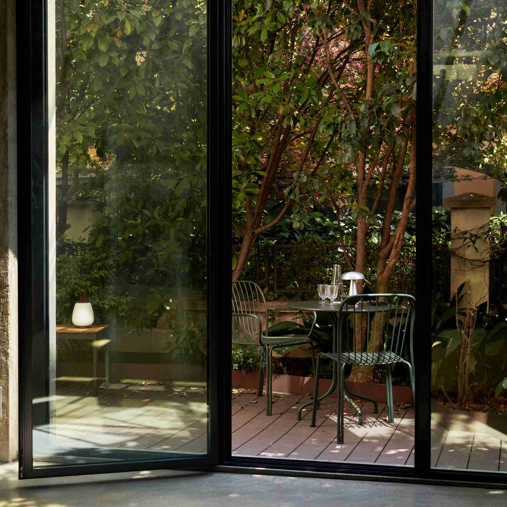 Thorvald SC96 Outdoor Dining Table - Bronze Green-3