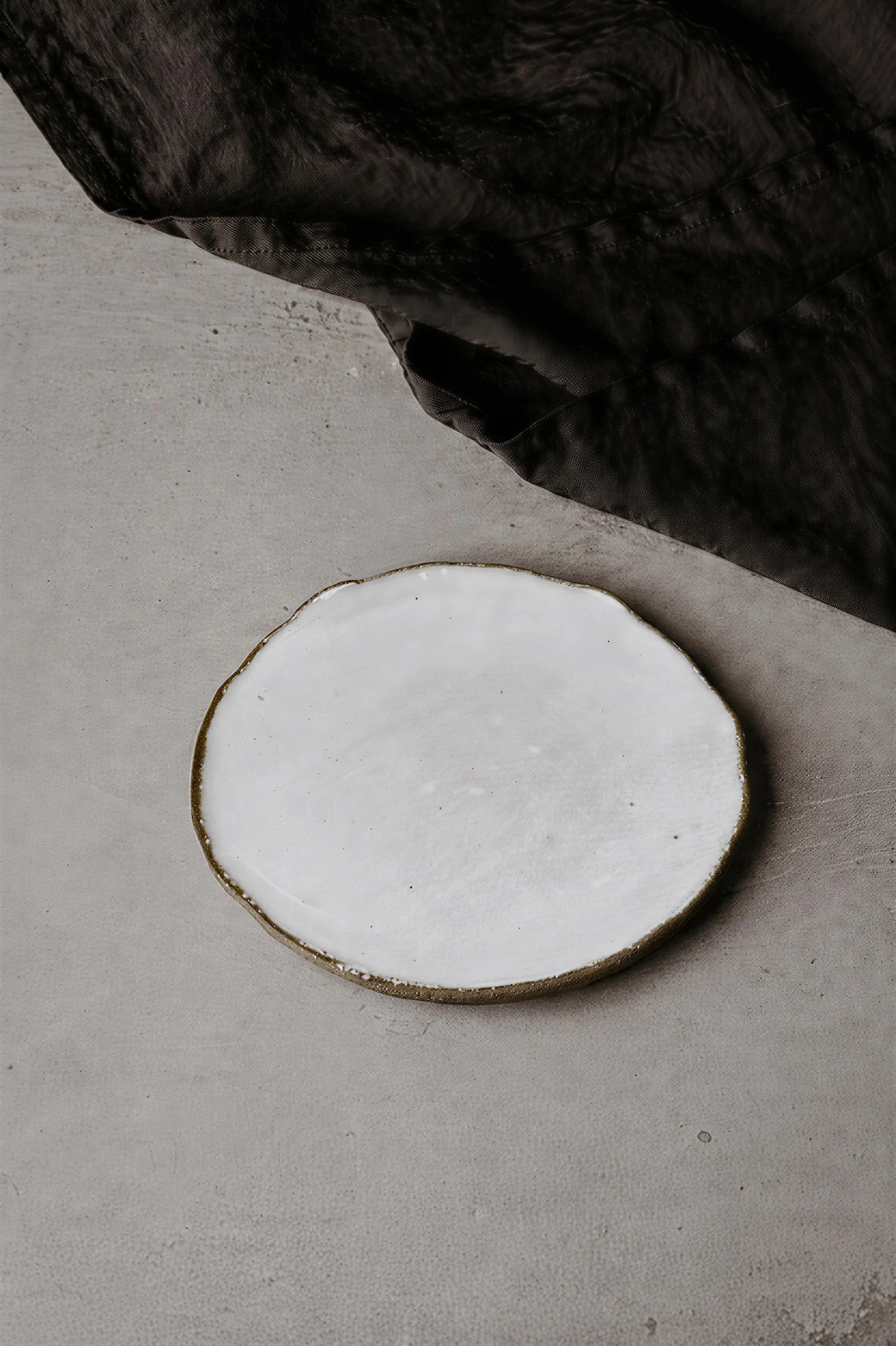 FCK Plate - Medium/White