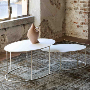 طاولة منخفضة رفيعة بيضاوية الشكل 682-W - بيضاء