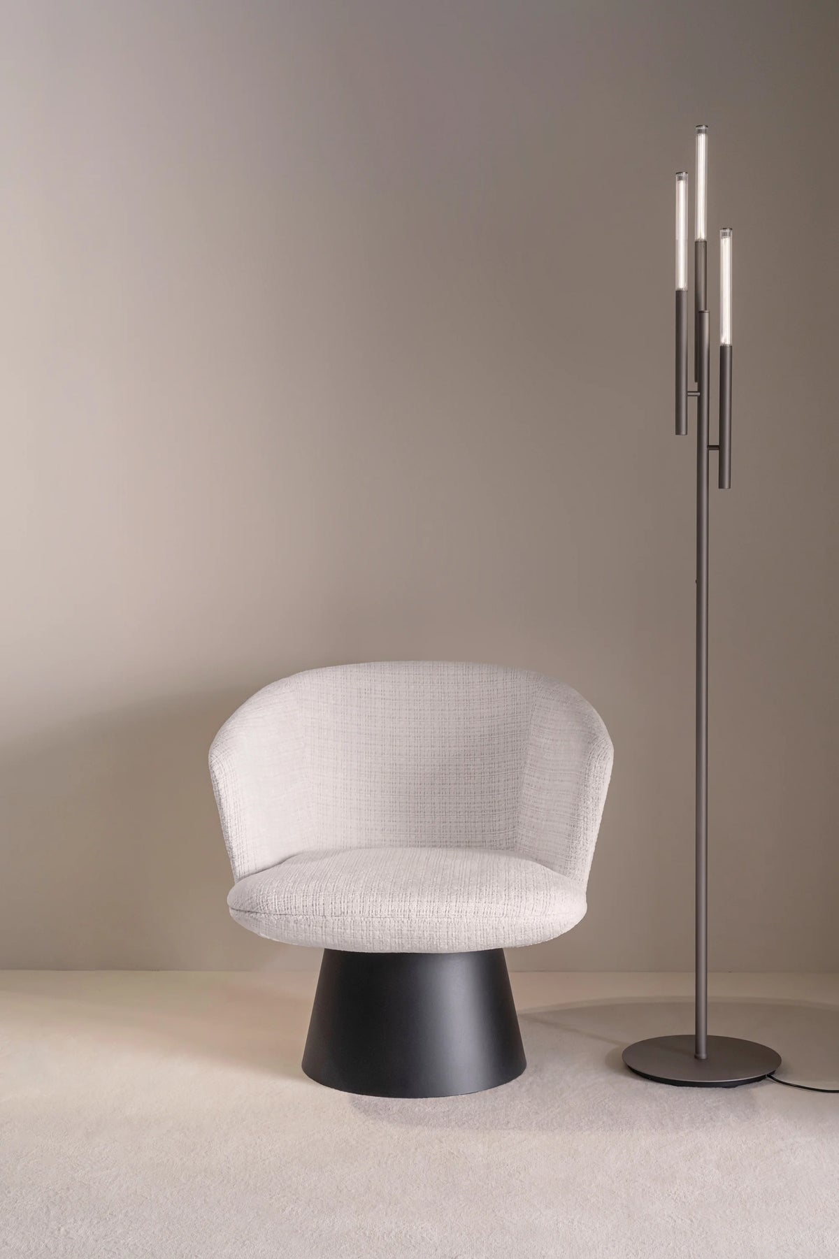 Willow P8815 Floor Lamp - GA