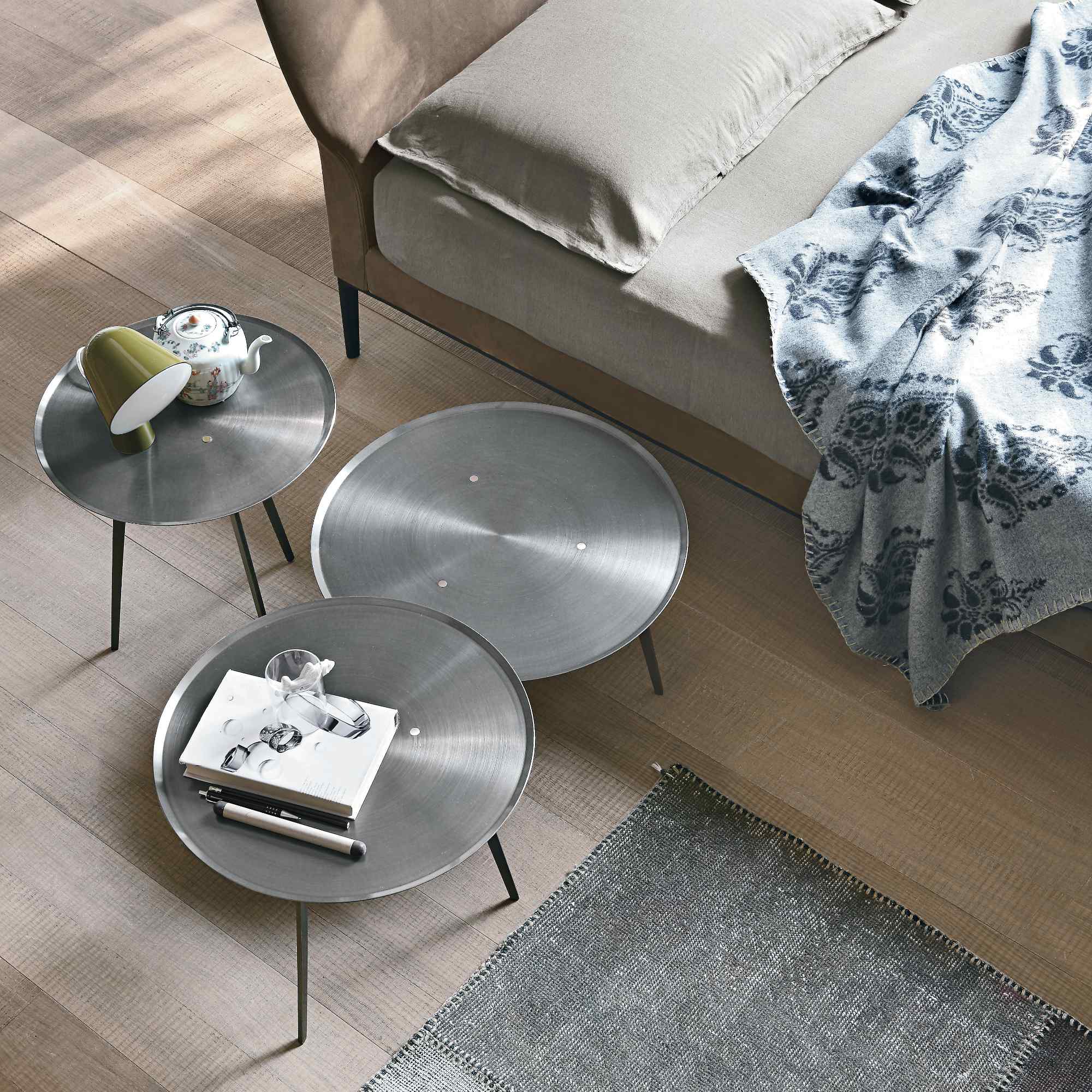T-Gong TG 48 Side Table - Peltrox-2