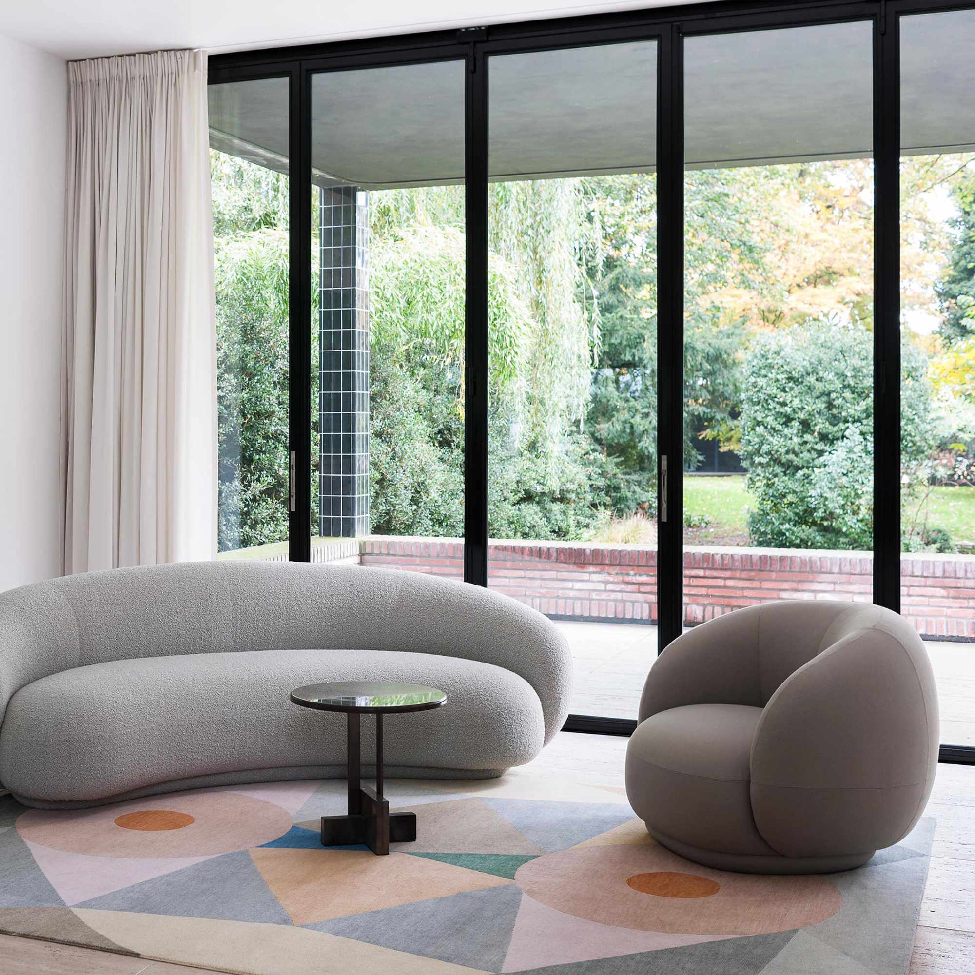 Julep 0JLPPL102 Armchair - Fabric V (Ricinus 05)