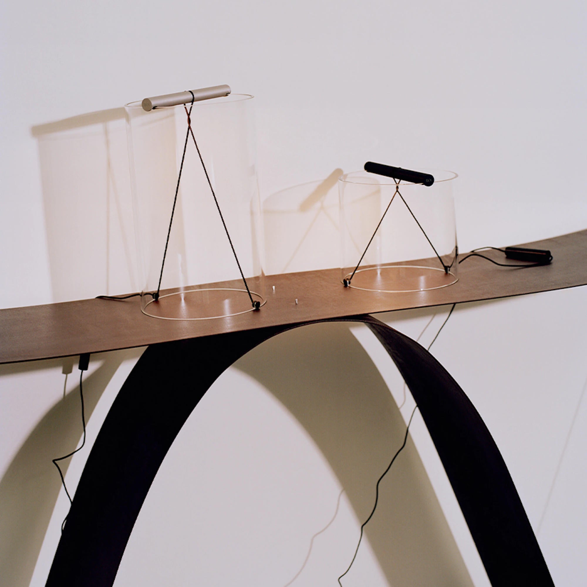 To-Tie T2 Table Lamp - Anodized Black