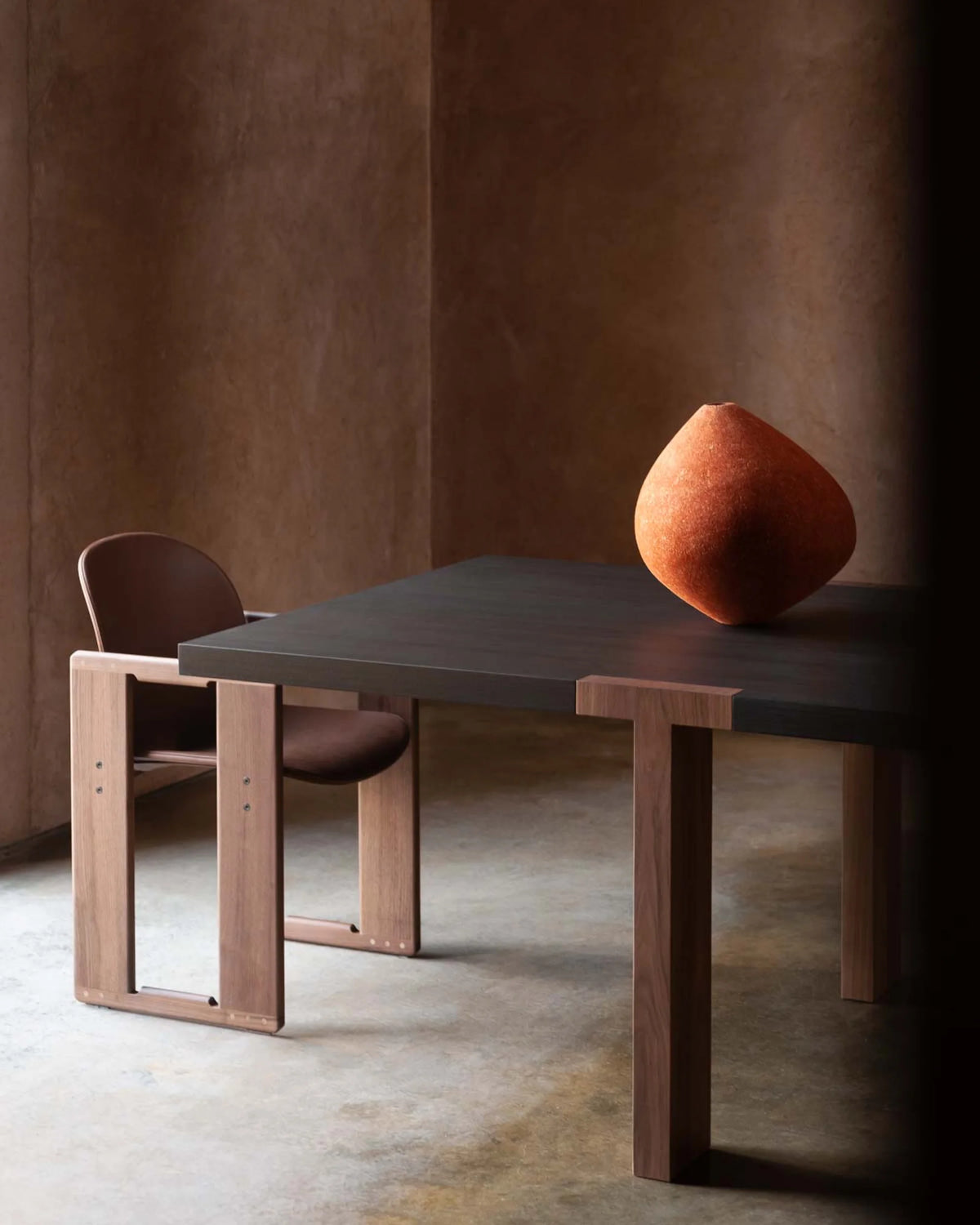 Dialogo 0DLGSD02 Dining Chair - Stained Walnut T134/Leather 2 (Guarana 08)-2
