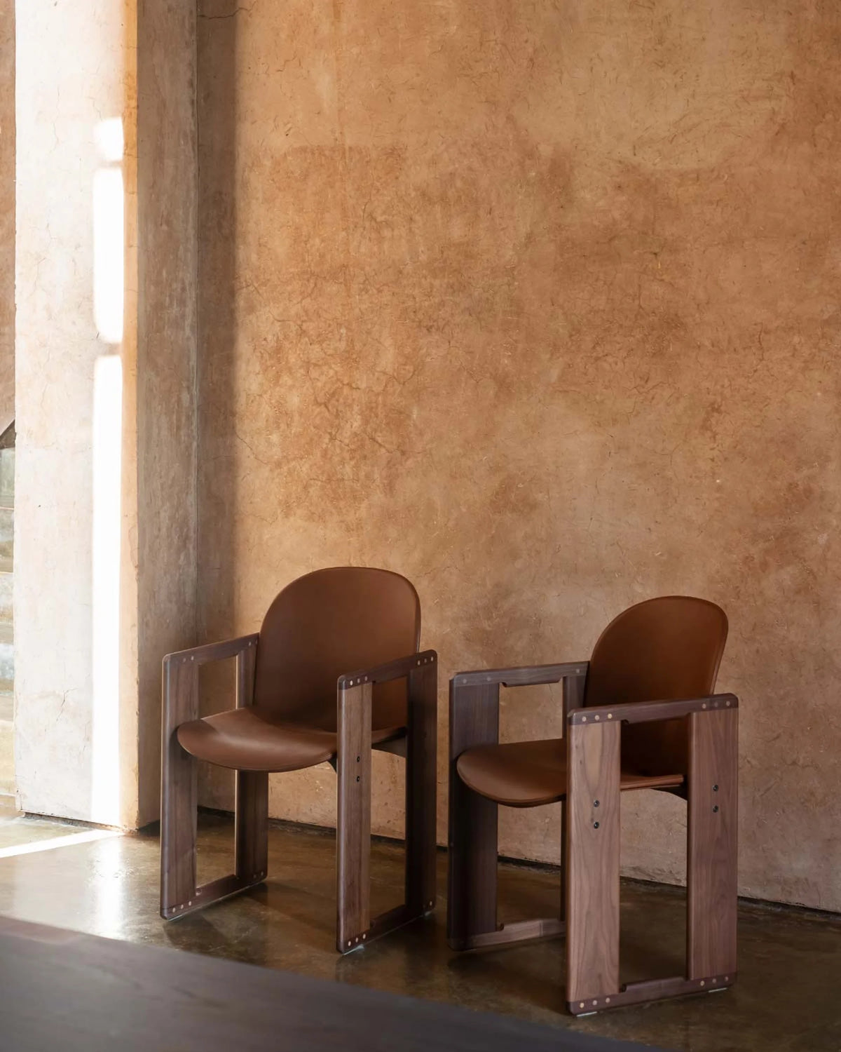 Dialogo 0DLGSD02 Dining Chair - Stained Walnut T134/Leather 2 (Guarana 08)-7