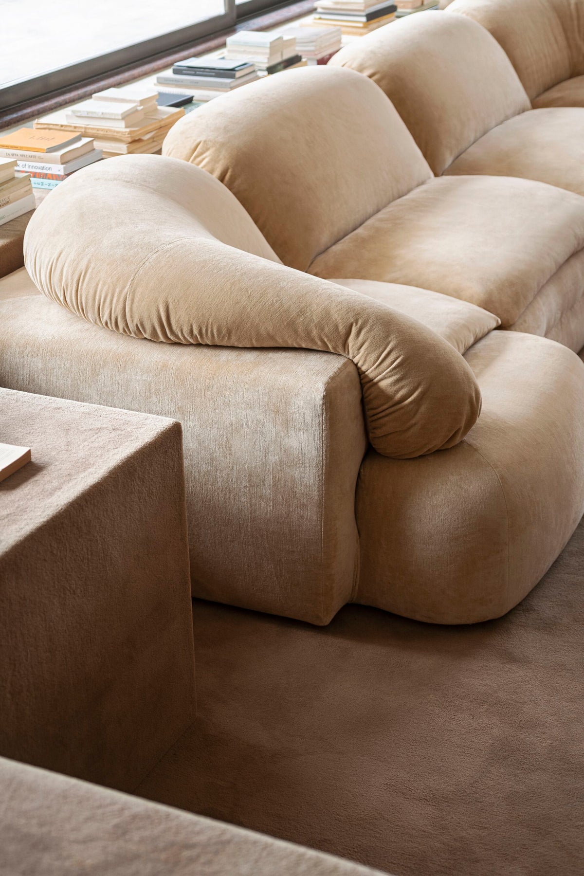 Butter 455 Sofa - Fabric E (Efeu 02)-3