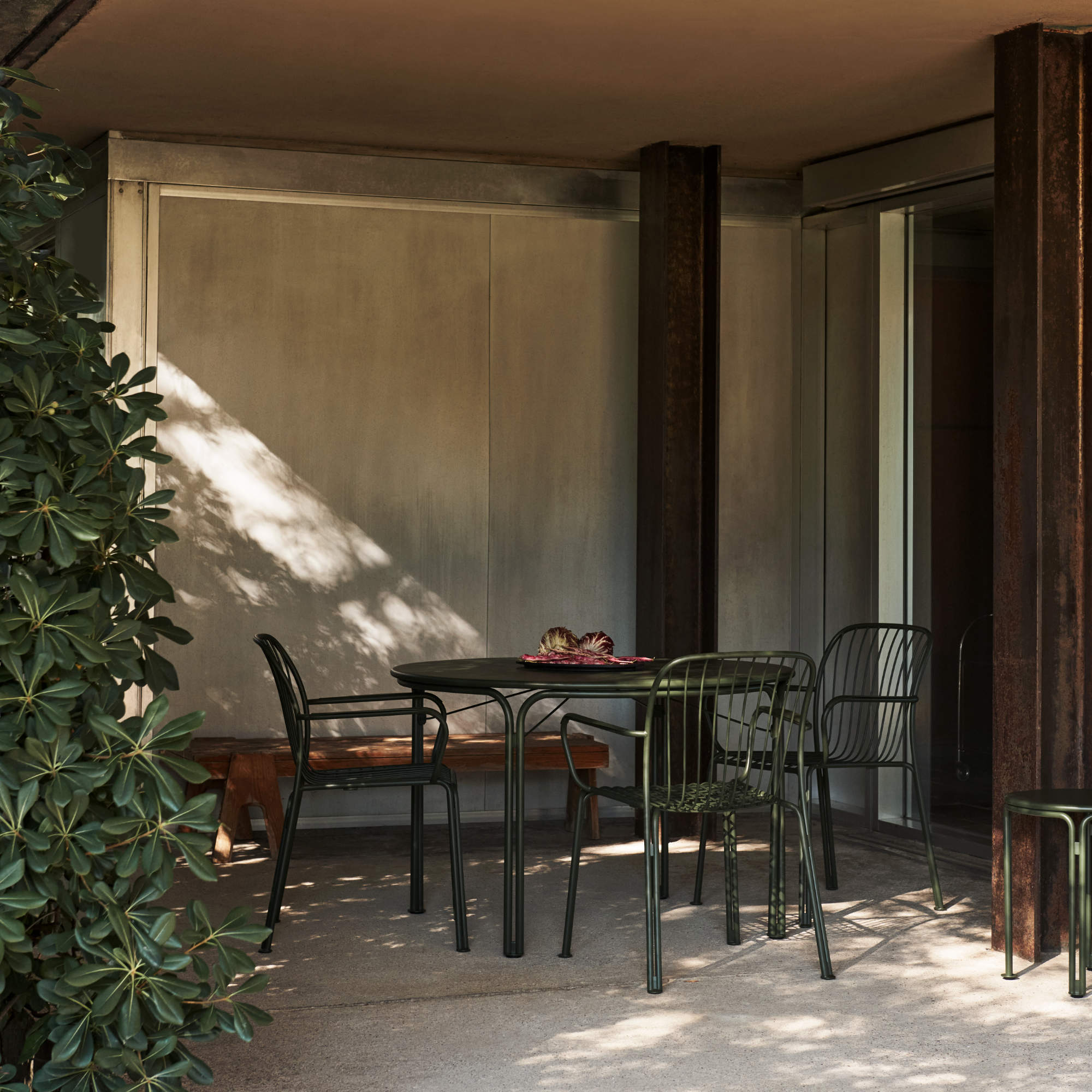 Thorvald SC98 Outdoor Dining Table - Bronze Green