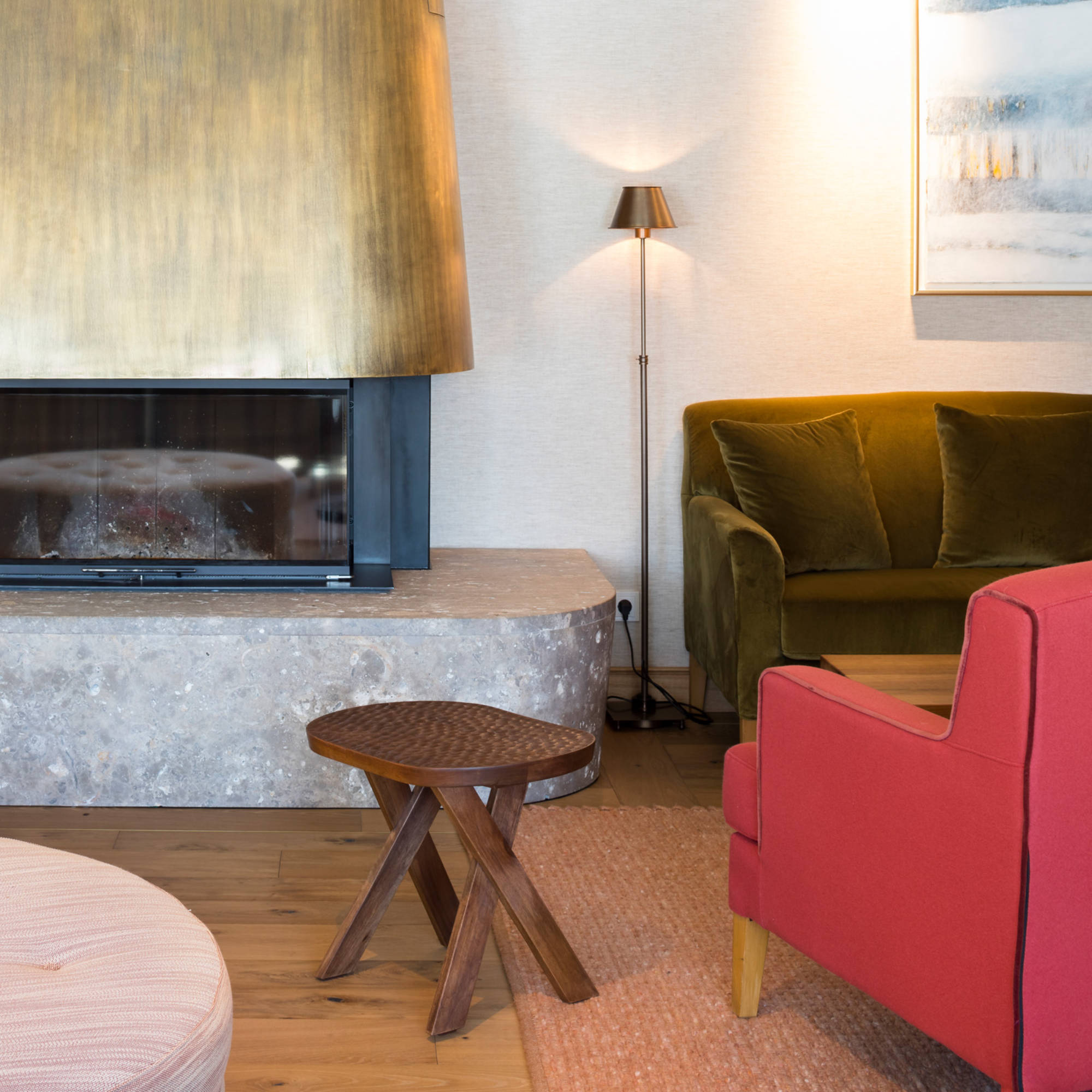 Touch Half Moon Stool - Walnut Oil