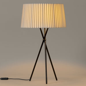 Tripode G6 Table Lamp - Diplomatica Stripe