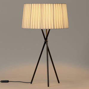 Tripode G6 Table Lamp - Natural