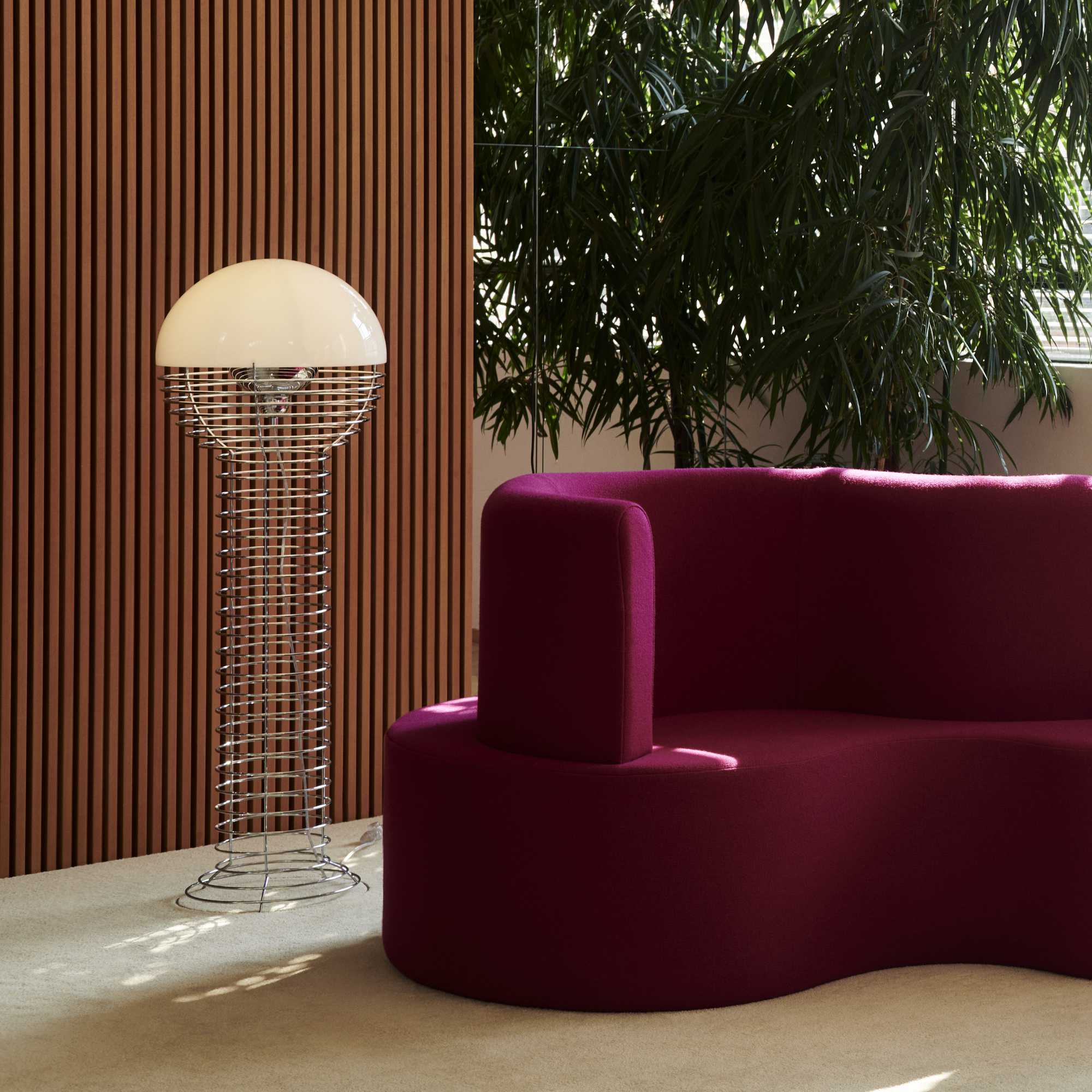 Wire 40 Floor Lamp - Chrome/White