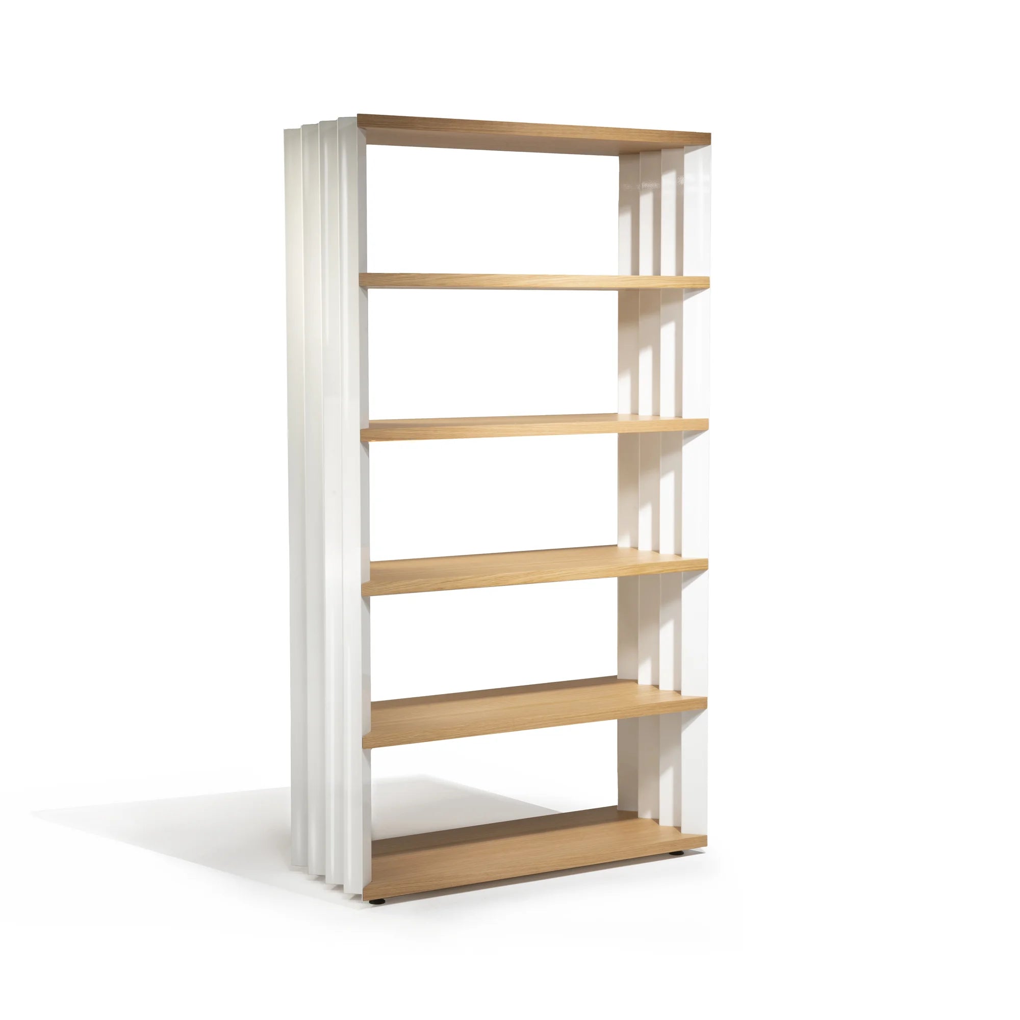 Z24 707 High Bookcase - Natural Varnished Oak/Talc