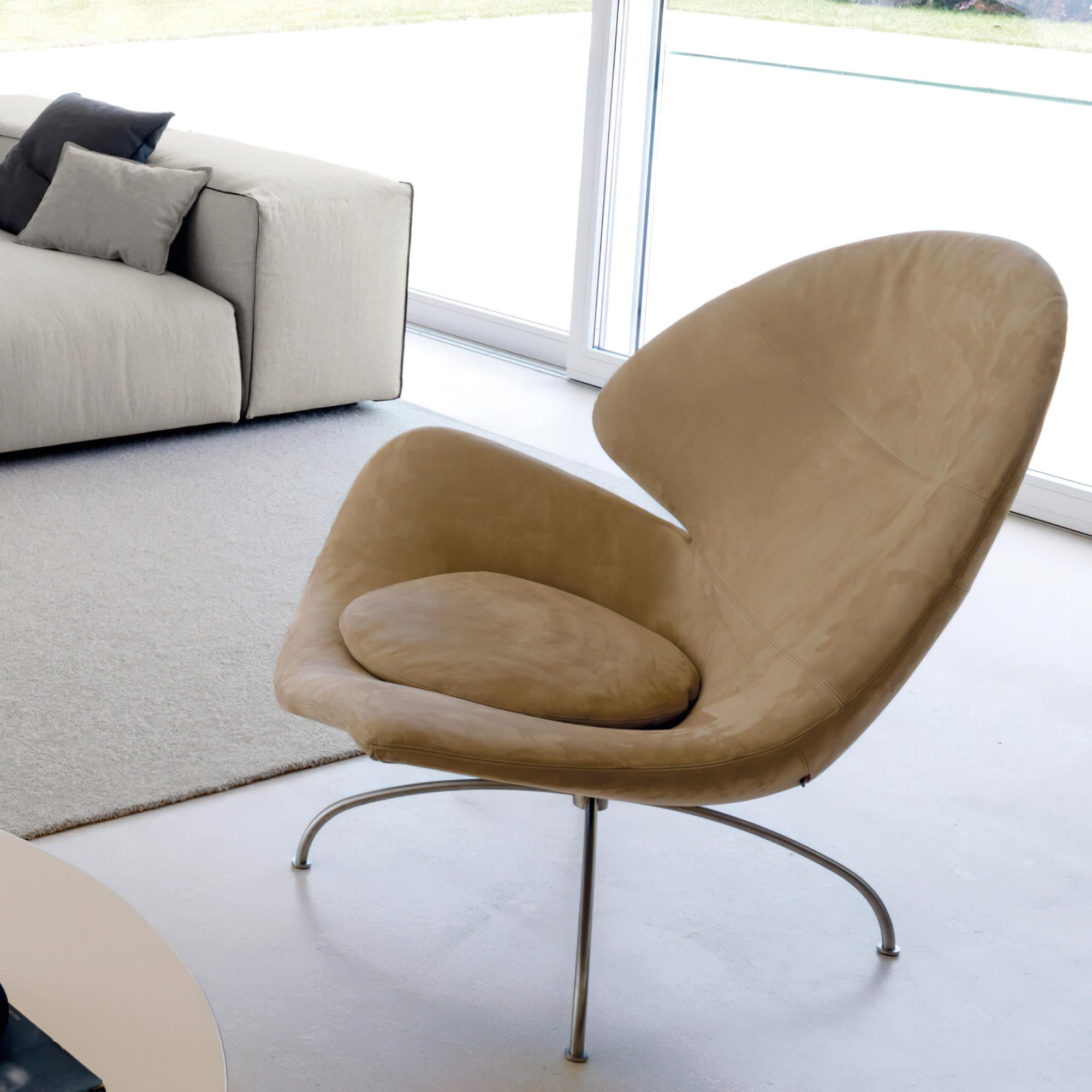 Cloe 001010 Armchair - Leather Z (Nabuk 05 Sabbia)