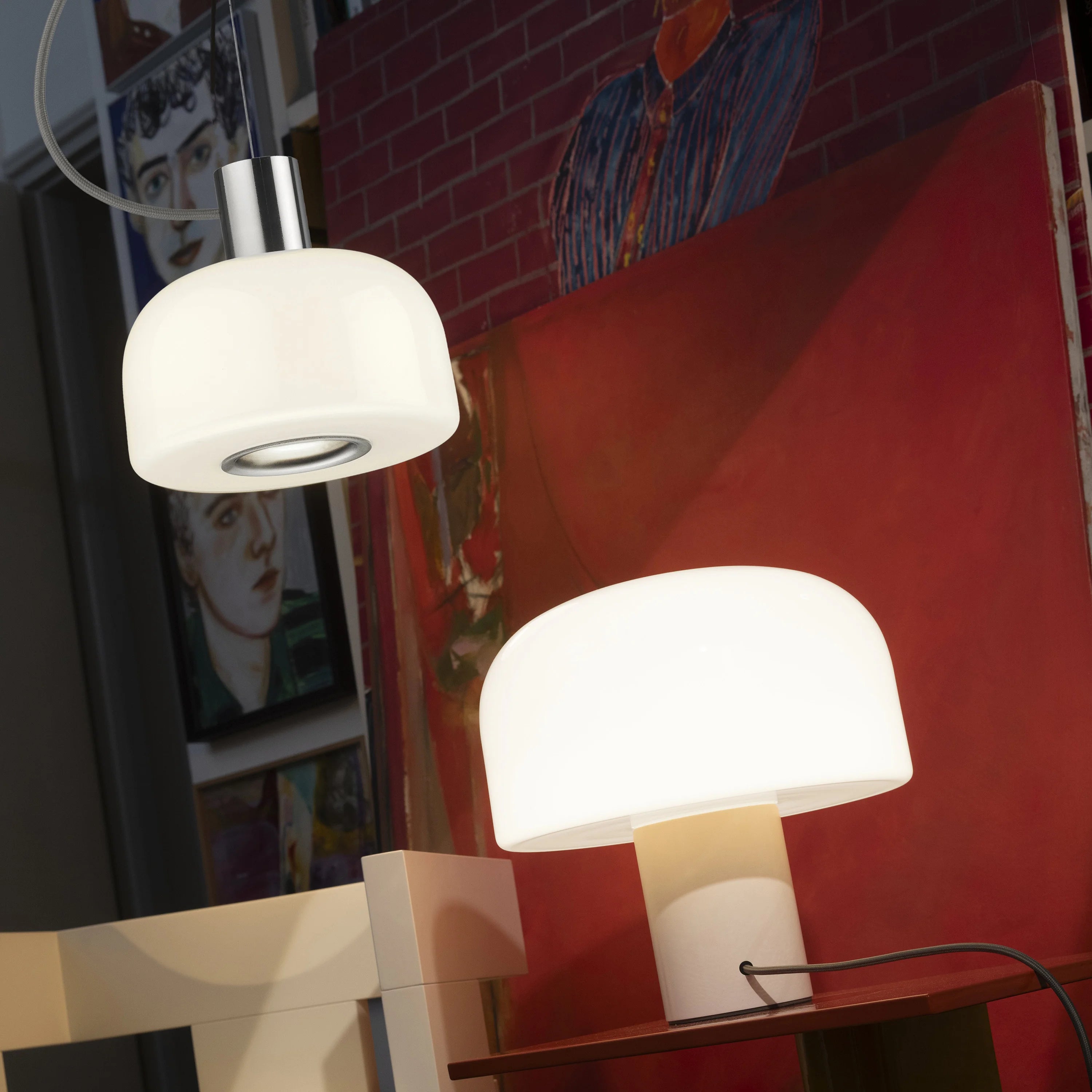 Bellhop Glass S1 Pendant Lamp - White-11