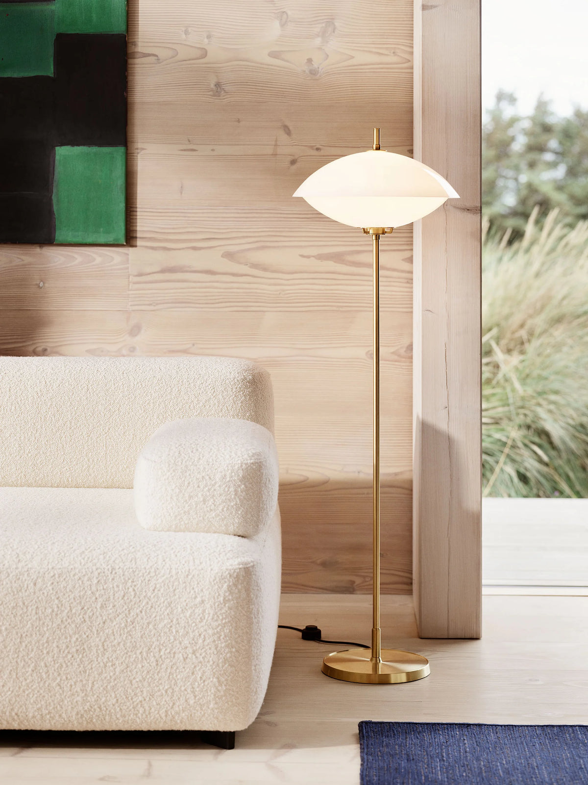 Clam Floor Lamp - Opal/Brass