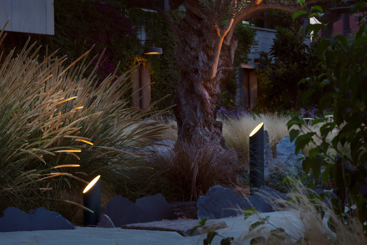 Elipse P48 Outdoor Floor Lamp - Graphite Grey-4