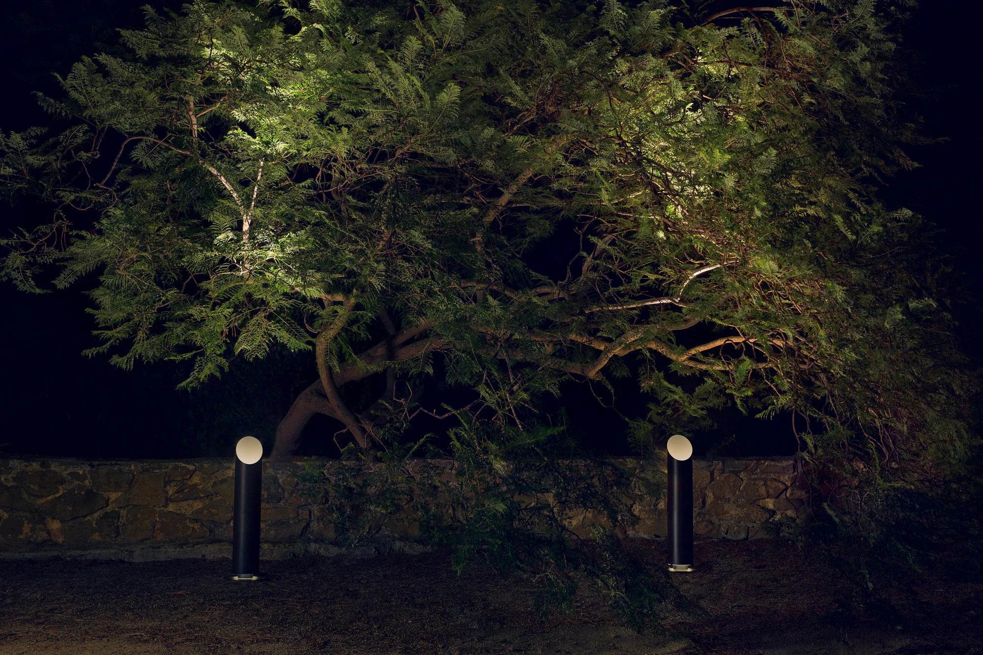 Elipse P79 Outdoor Floor Lamp - Graphite Grey-2