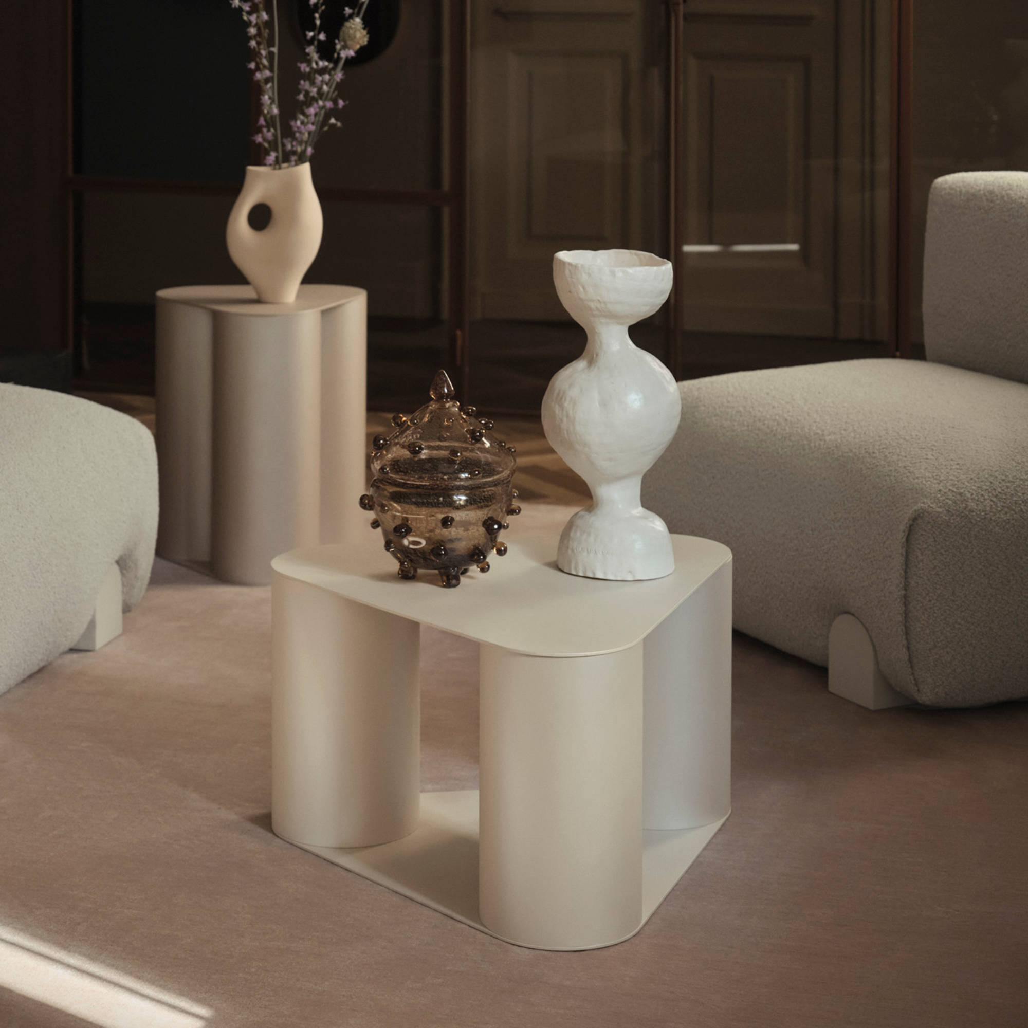 Tres 0440HS Side Table - Honey Shell-4