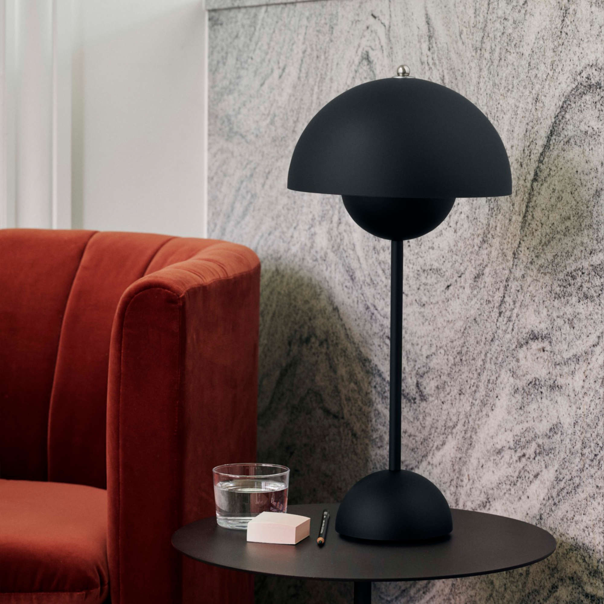 Flowerpot VP3 Table Lamp - Matt Black