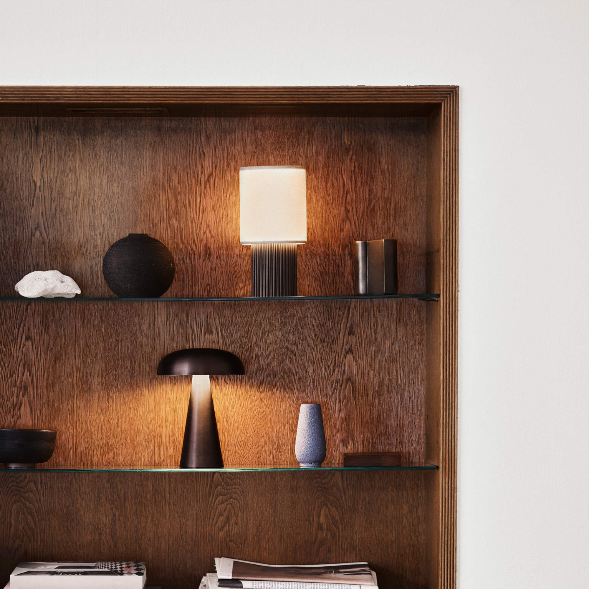 Manhattan SC52 Portable Table Lamp - Bronzed/Canvas-3