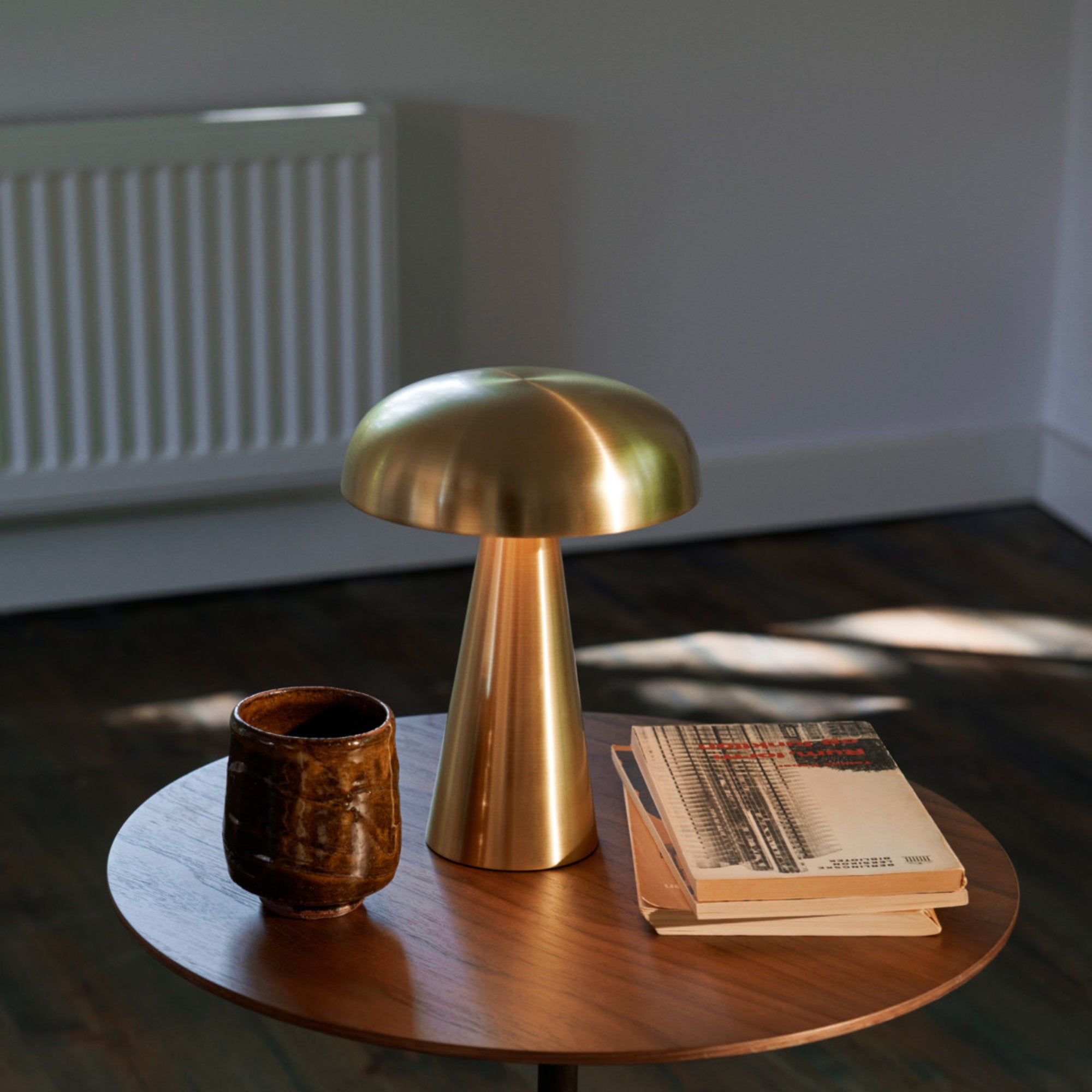 Como SC53 Portable Table Lamp - Brass-3