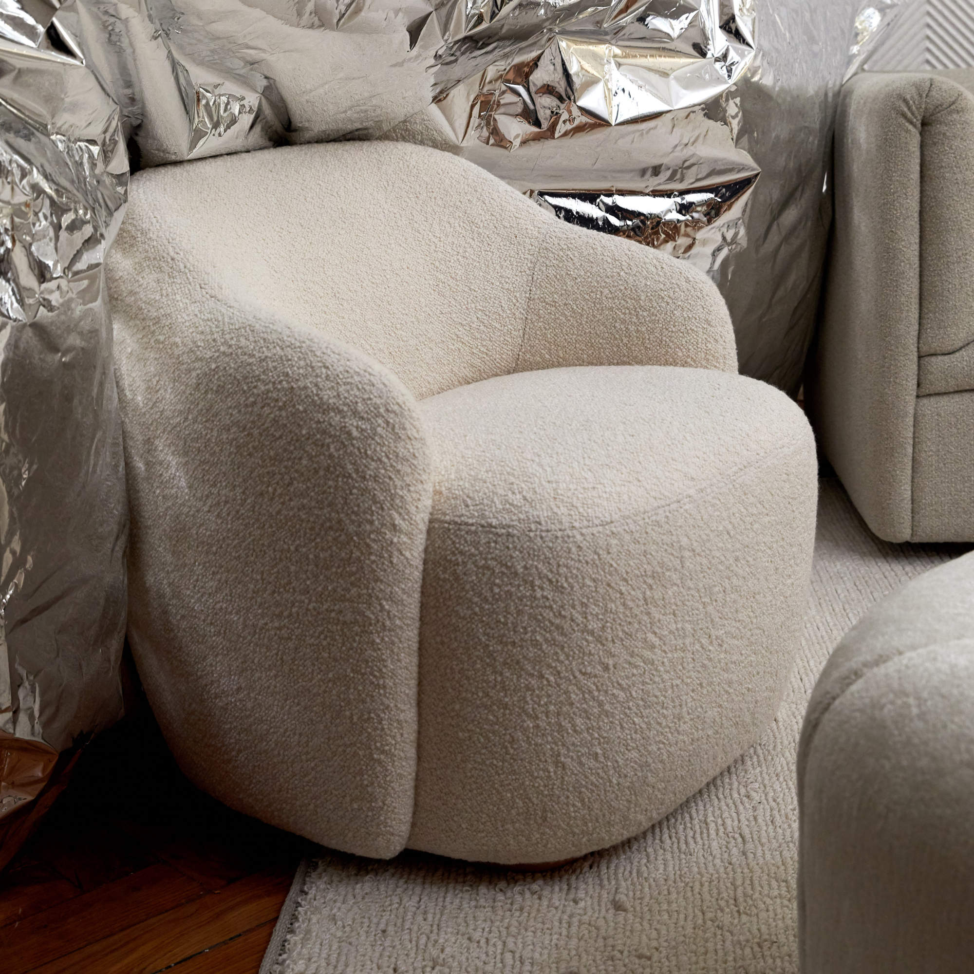 Barba Club Swivel Armchair - Fabric E (Barnum Lana 24)-5