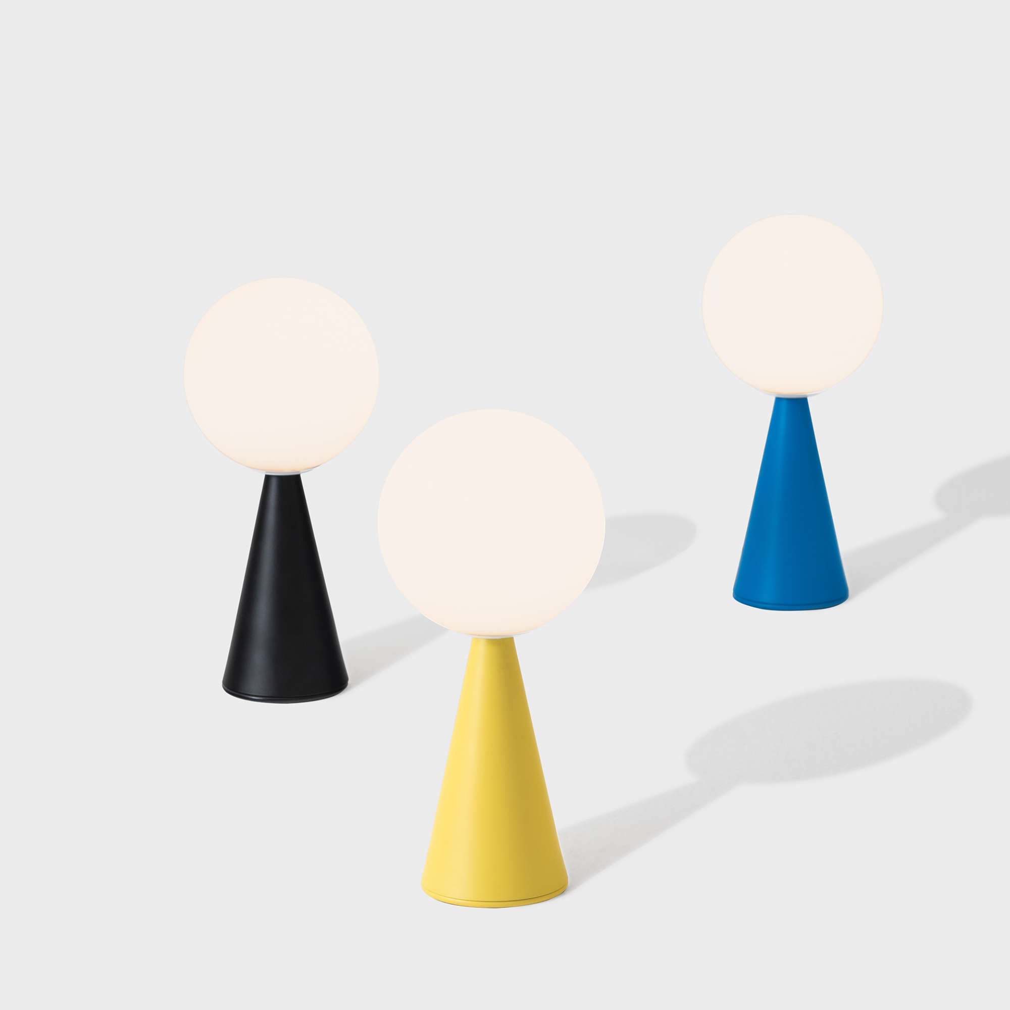 Bilia Mini Table Lamp - Glossy Black-3