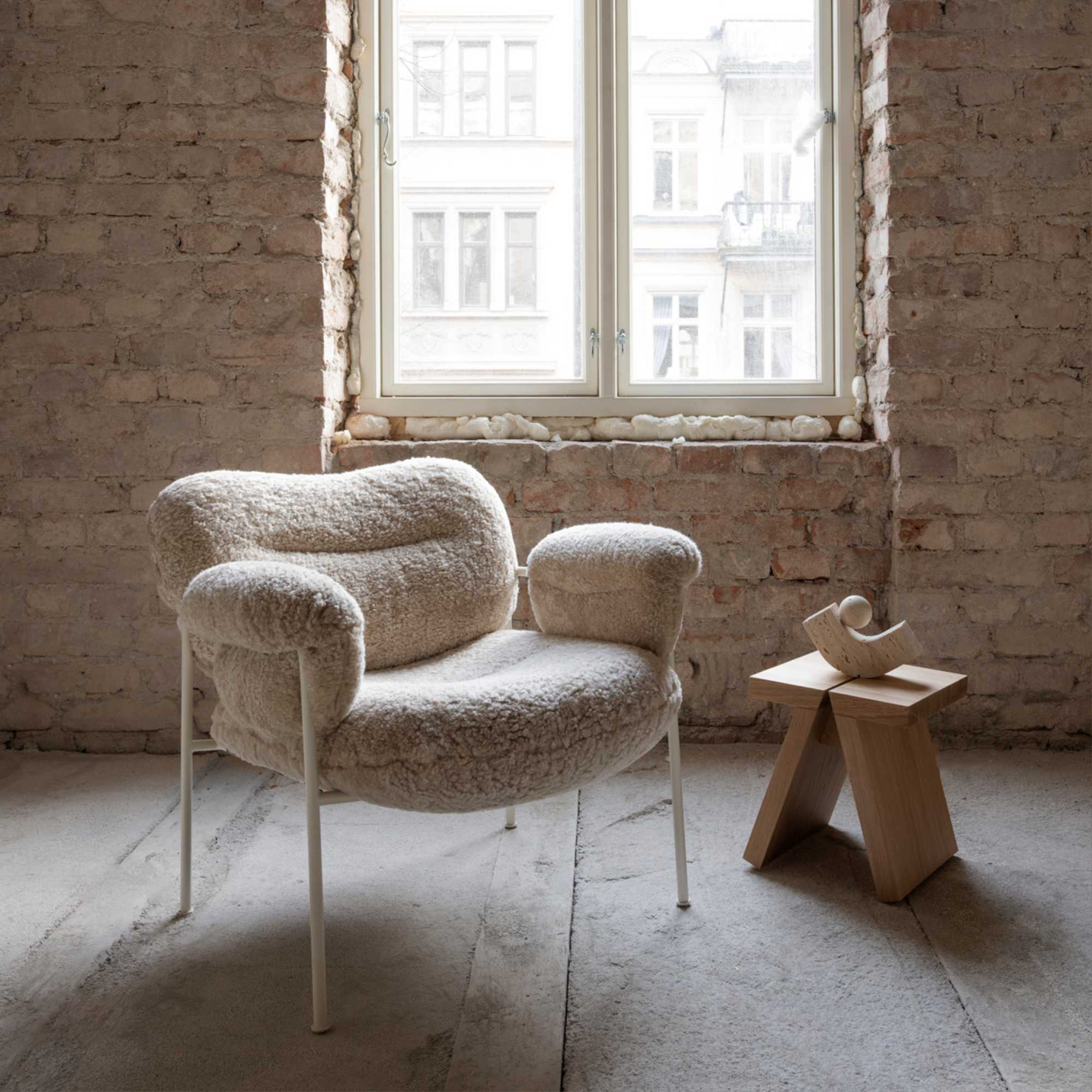 Bollo Lounge Chair - Sheepskin (Mohawi)-4