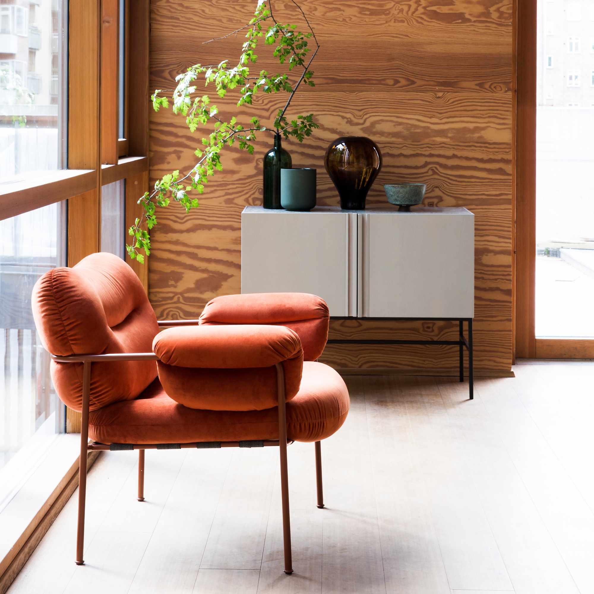 Boss Low 4 Doors 180 Cabinet - Black/Stone/Stained Oak-5