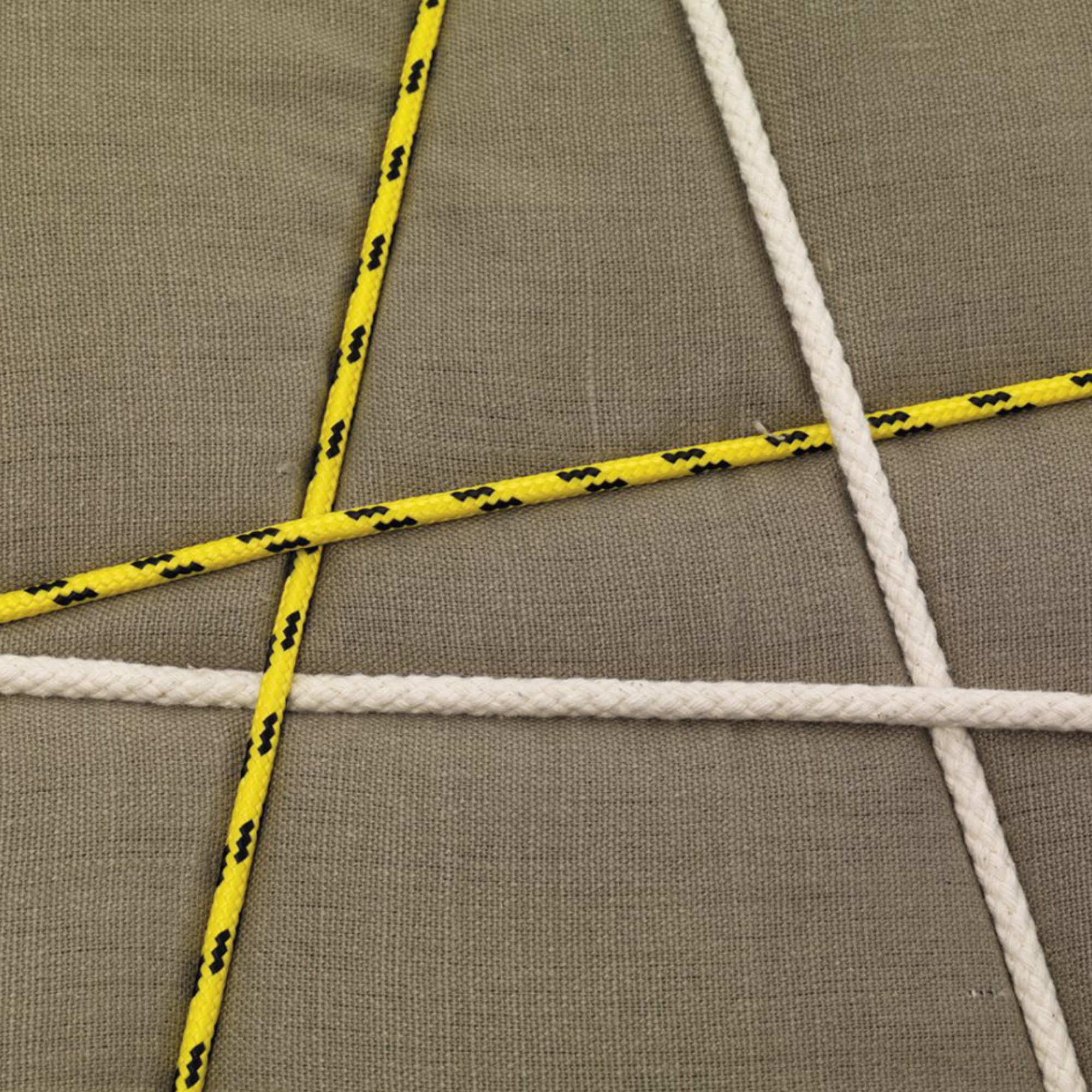 Che Pakko 65 Ottoman - White Fabric/Yellow & Natural Ropes-3