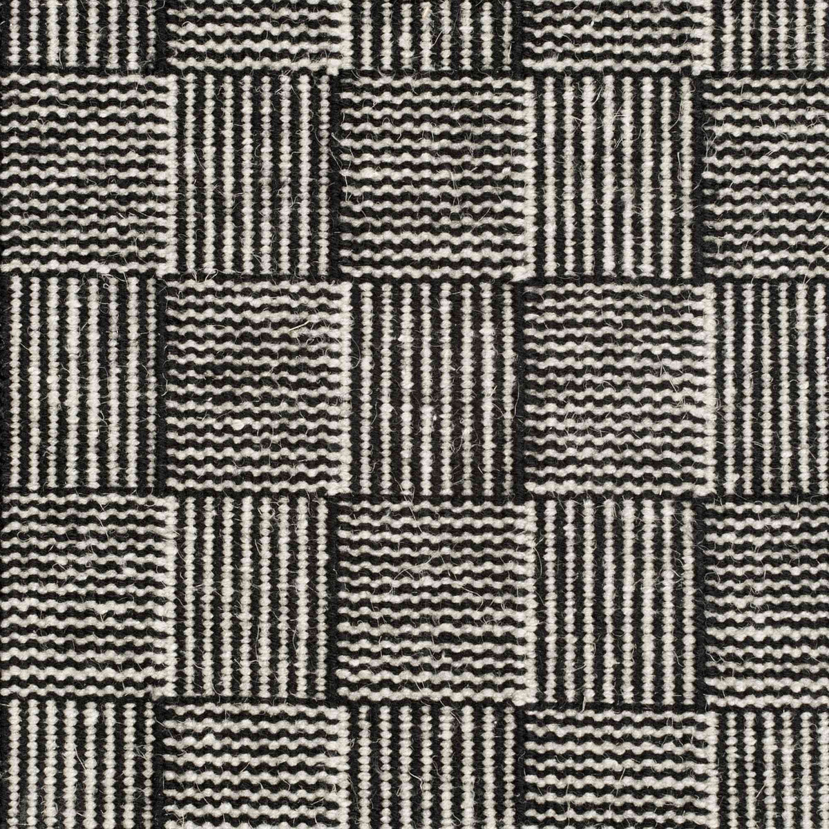 Chess Rug Design Linie Design - Chess Rug - Black - 350x250 – Designitch