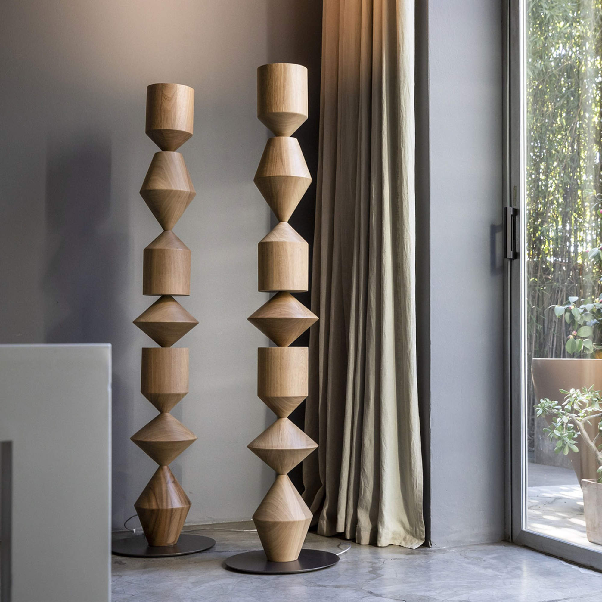 Costantina Floor Lamp - Wood-3