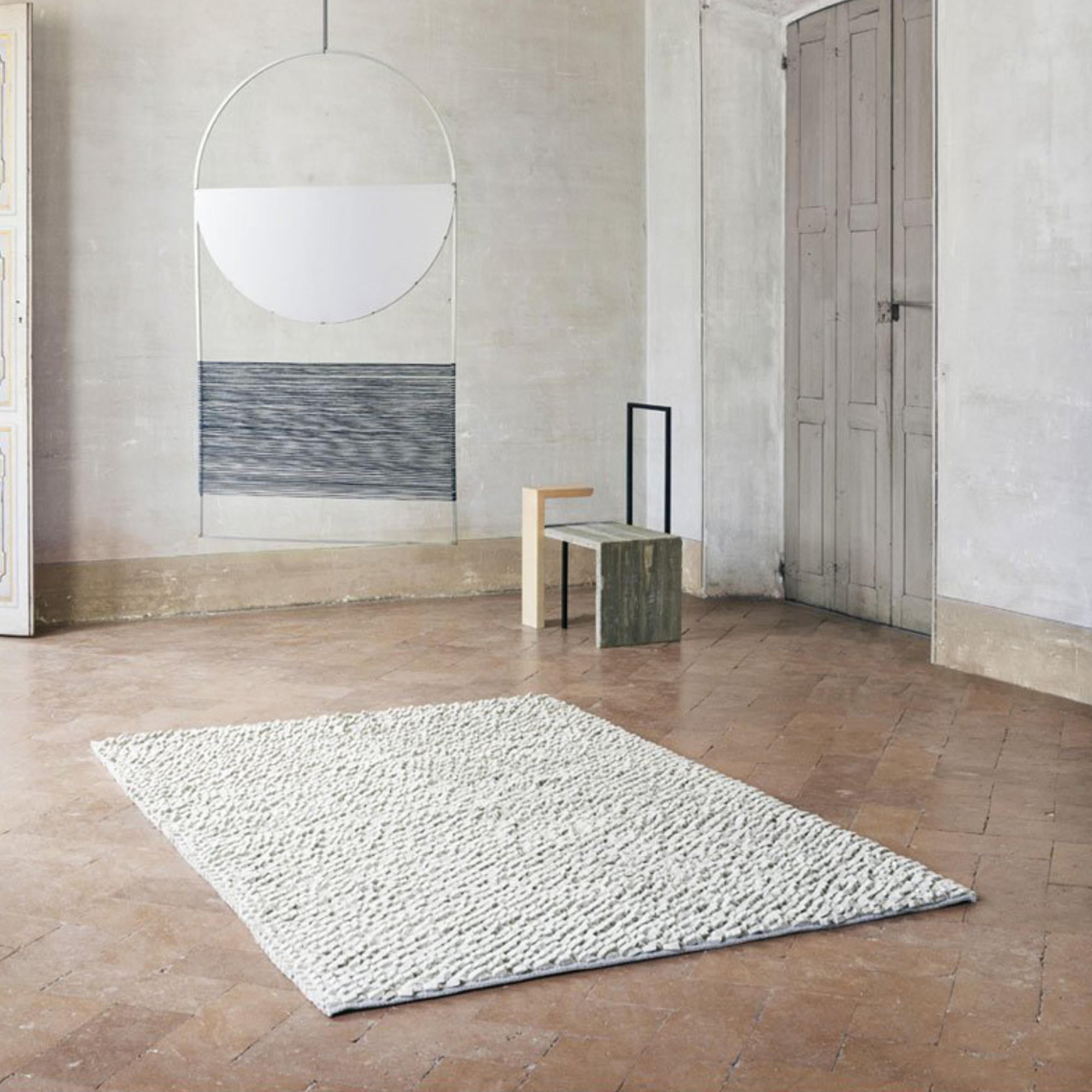 Crush Rug - Light Grey - 300x200-2