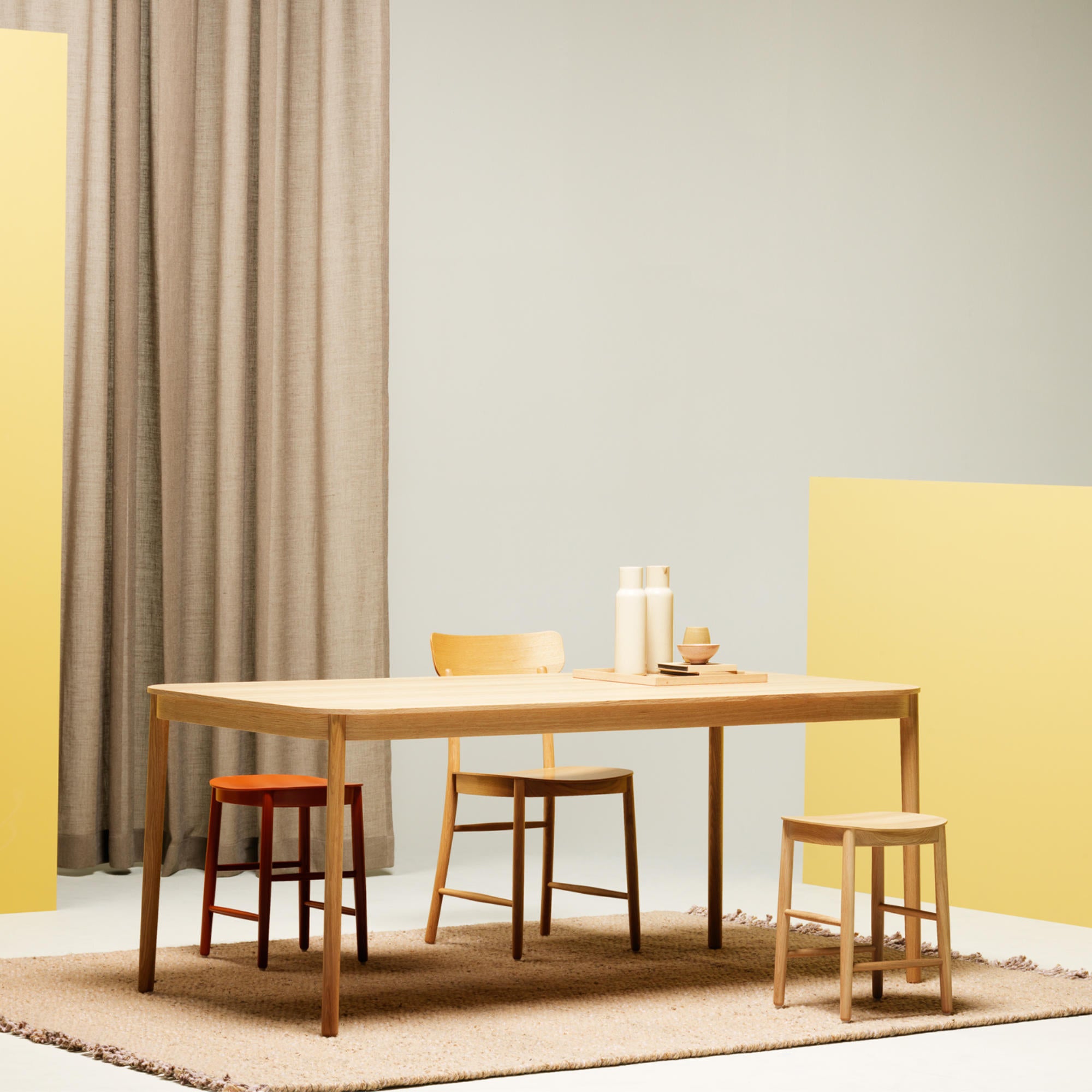 Figurine 180 Dining Table - Lacquered Oak-4