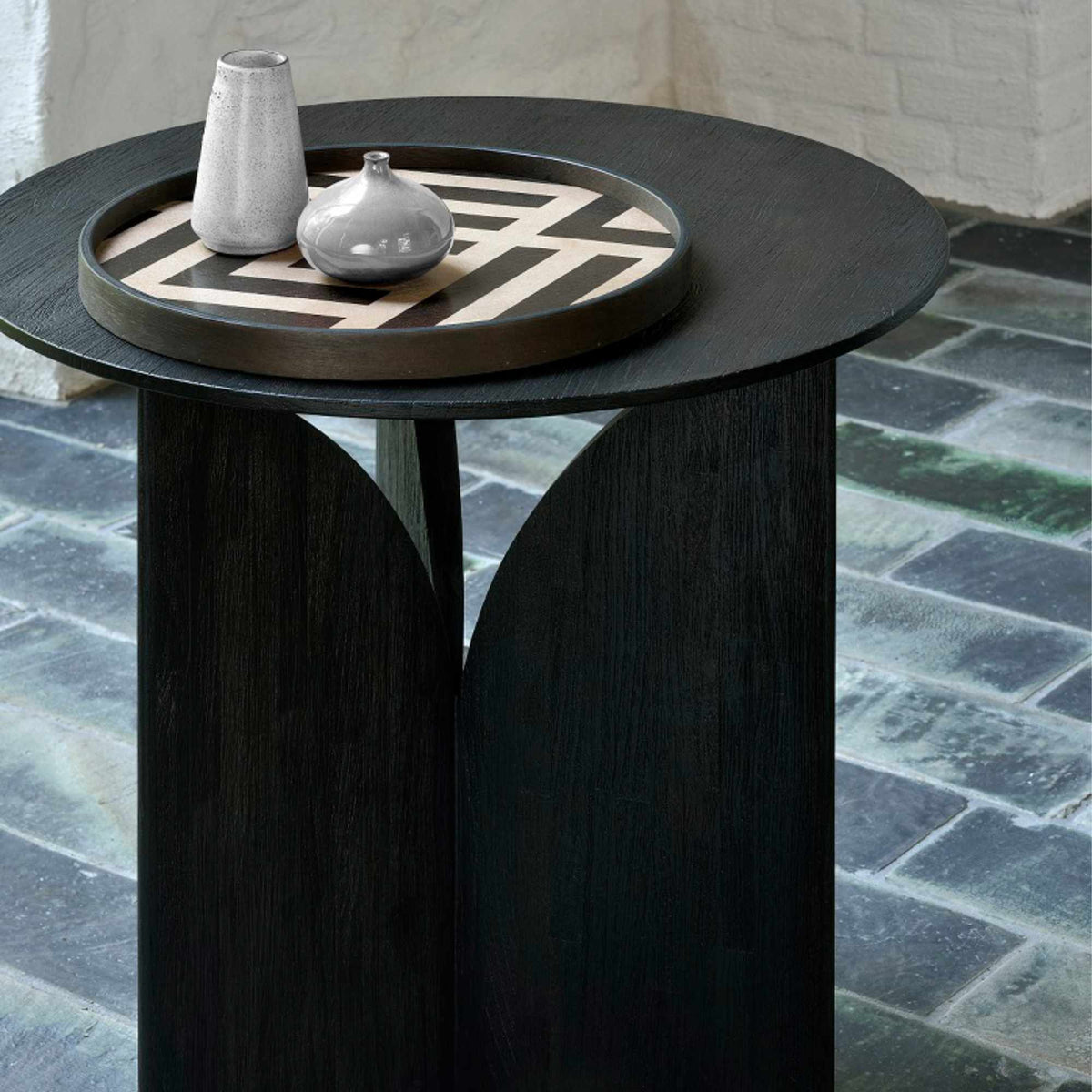 Fin Side Table – 50x50 / Wood (Varnished Teak Black)-3