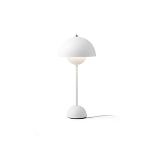 مصباح الطاولة فلاور بوت VP3 - أبيض مطفي
