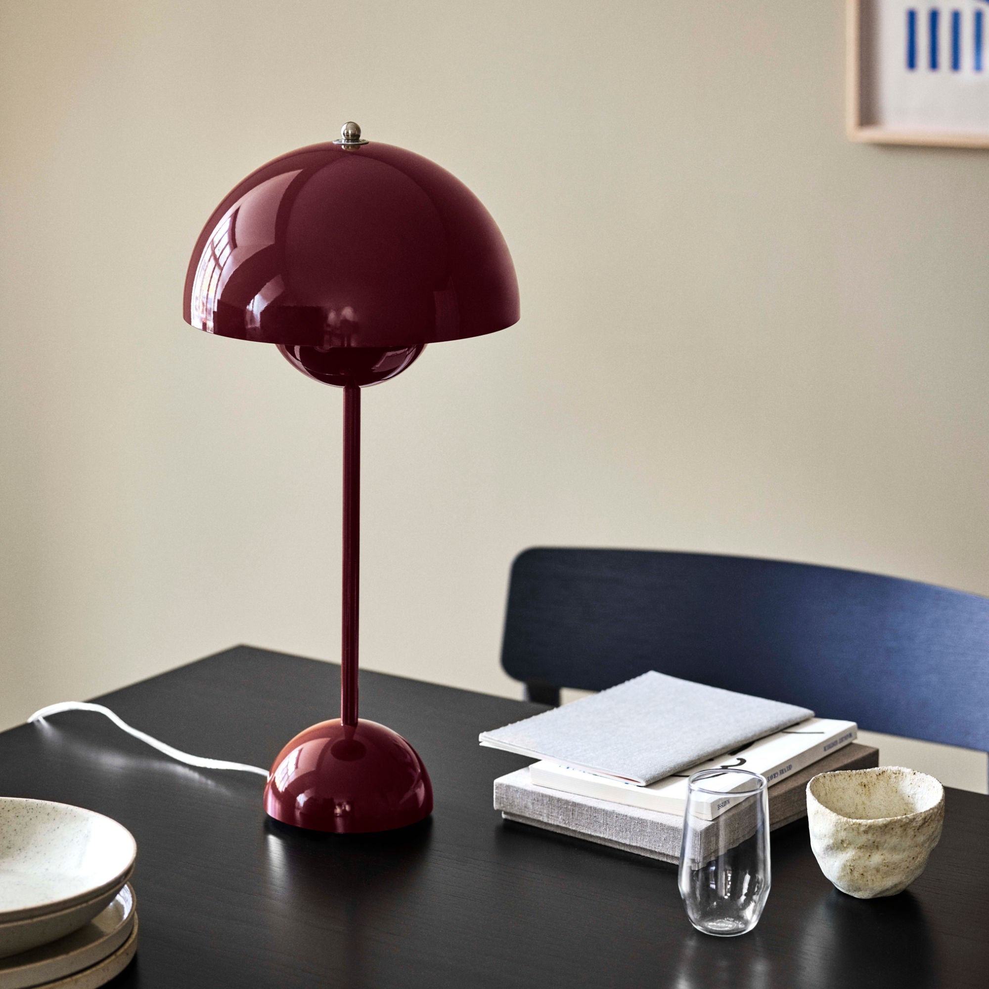 Flowerpot VP3 Table Lamp - Dark Plum-2