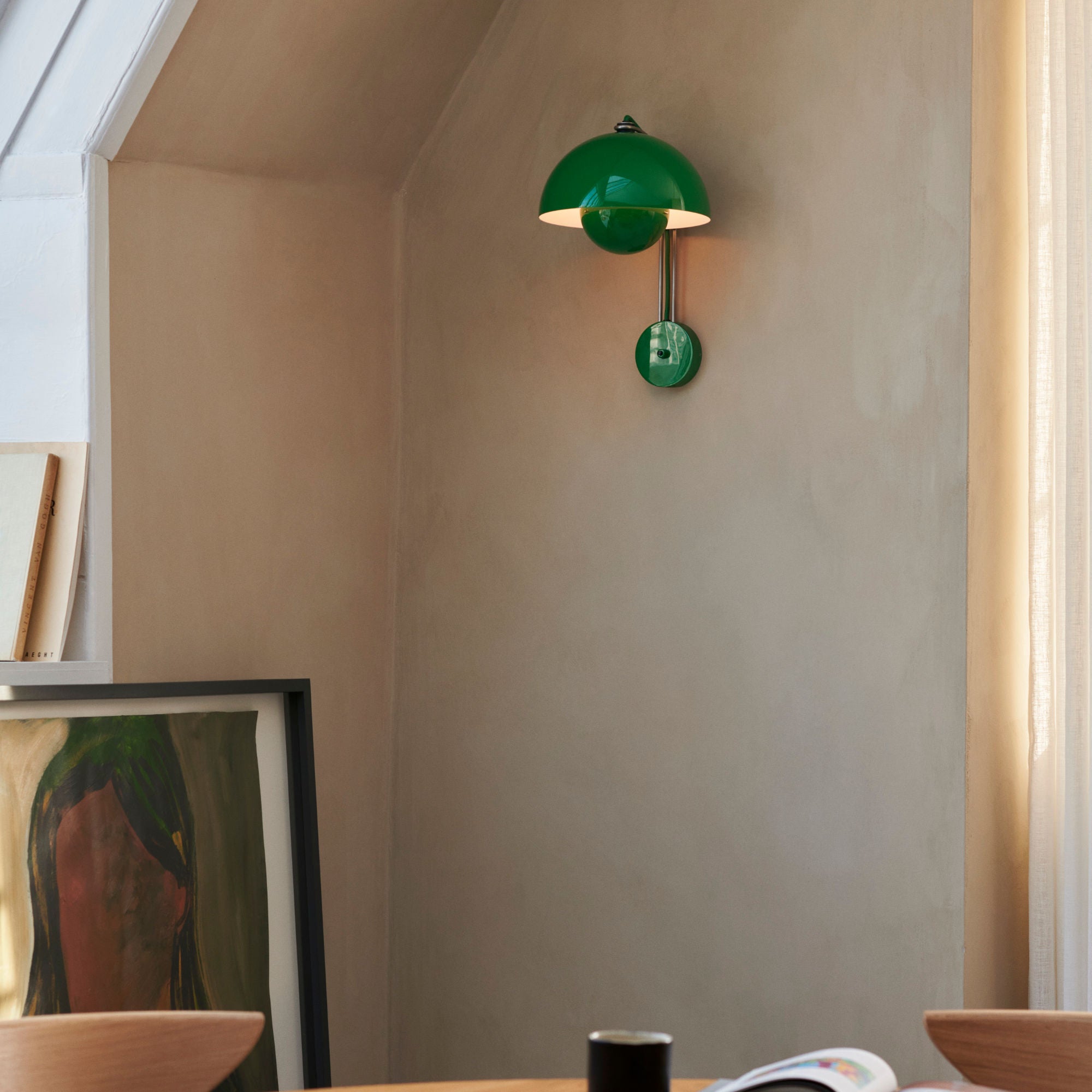 Flowerpot VP8 Wall Lamp - Signal Green