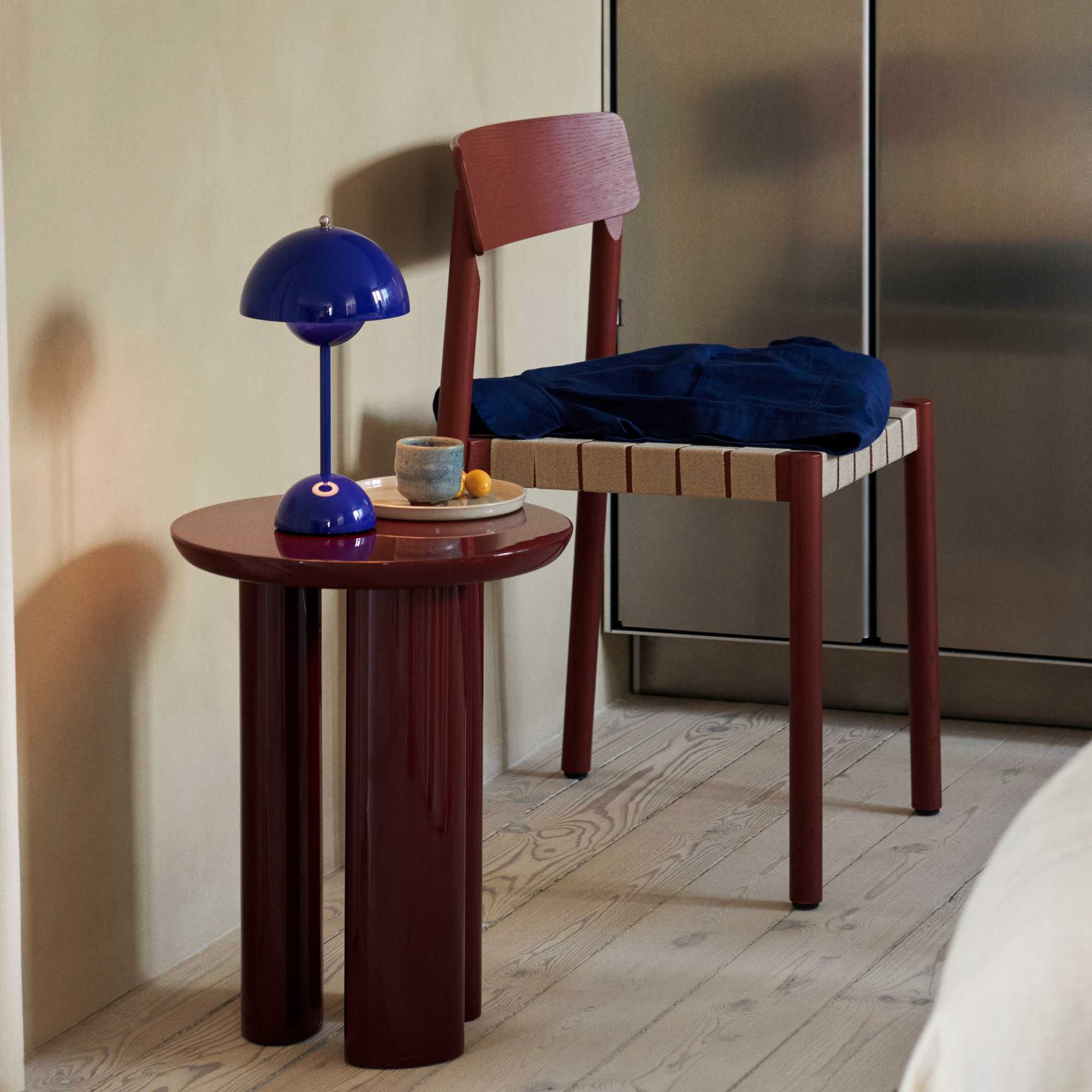 Flowerpot VP9 Portable Table Lamp - Cobalt Blue-6