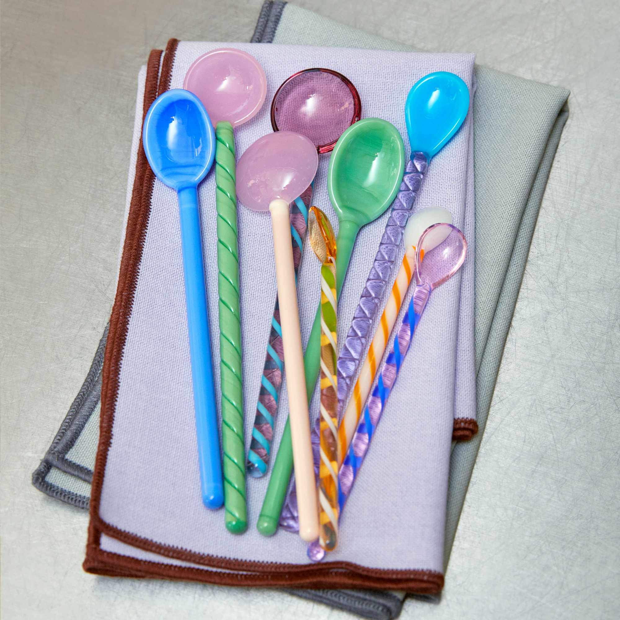 Glass Spoons Flat (Set of 2) - Light Pink/White-4